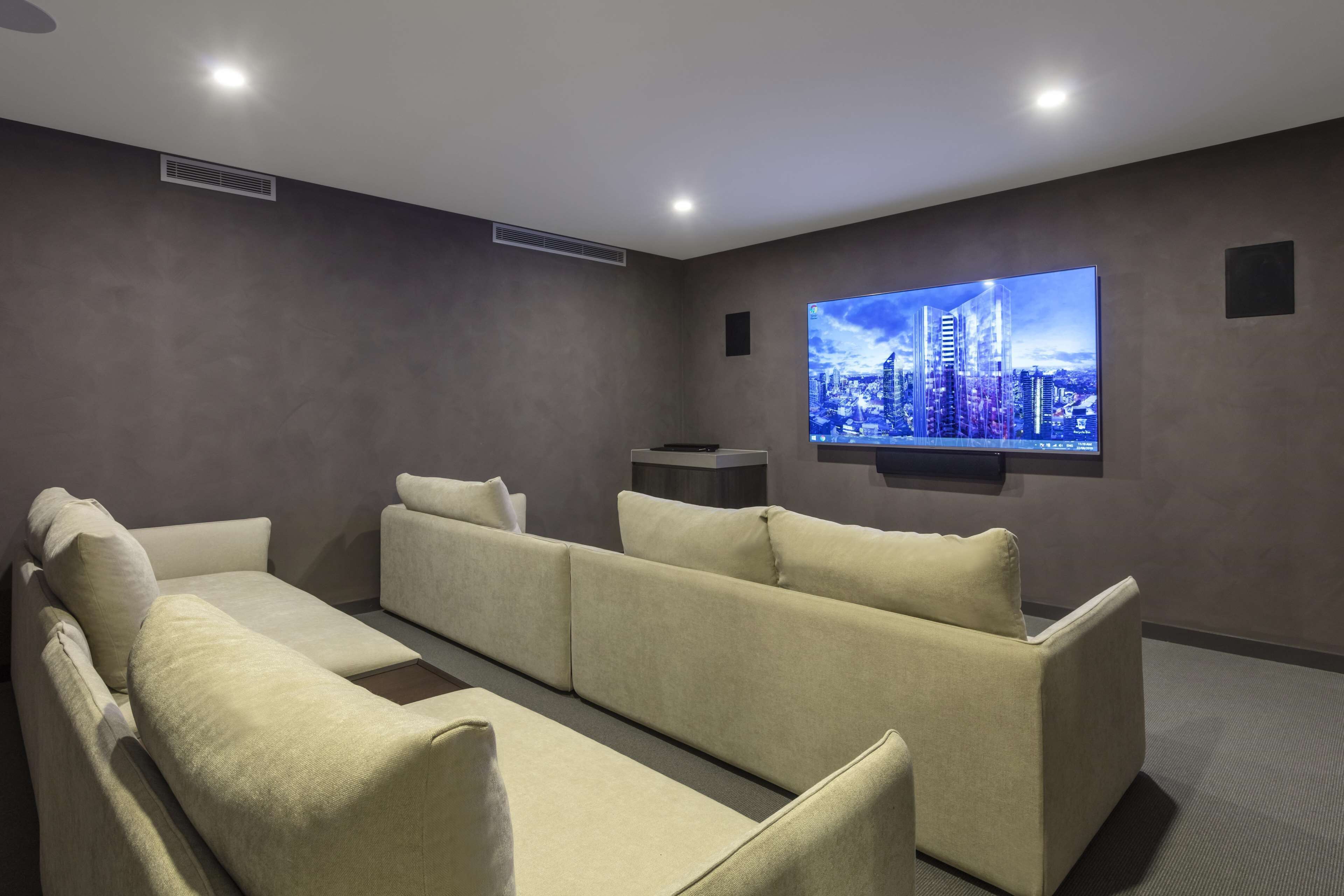 Avani Central Melbourne Residences