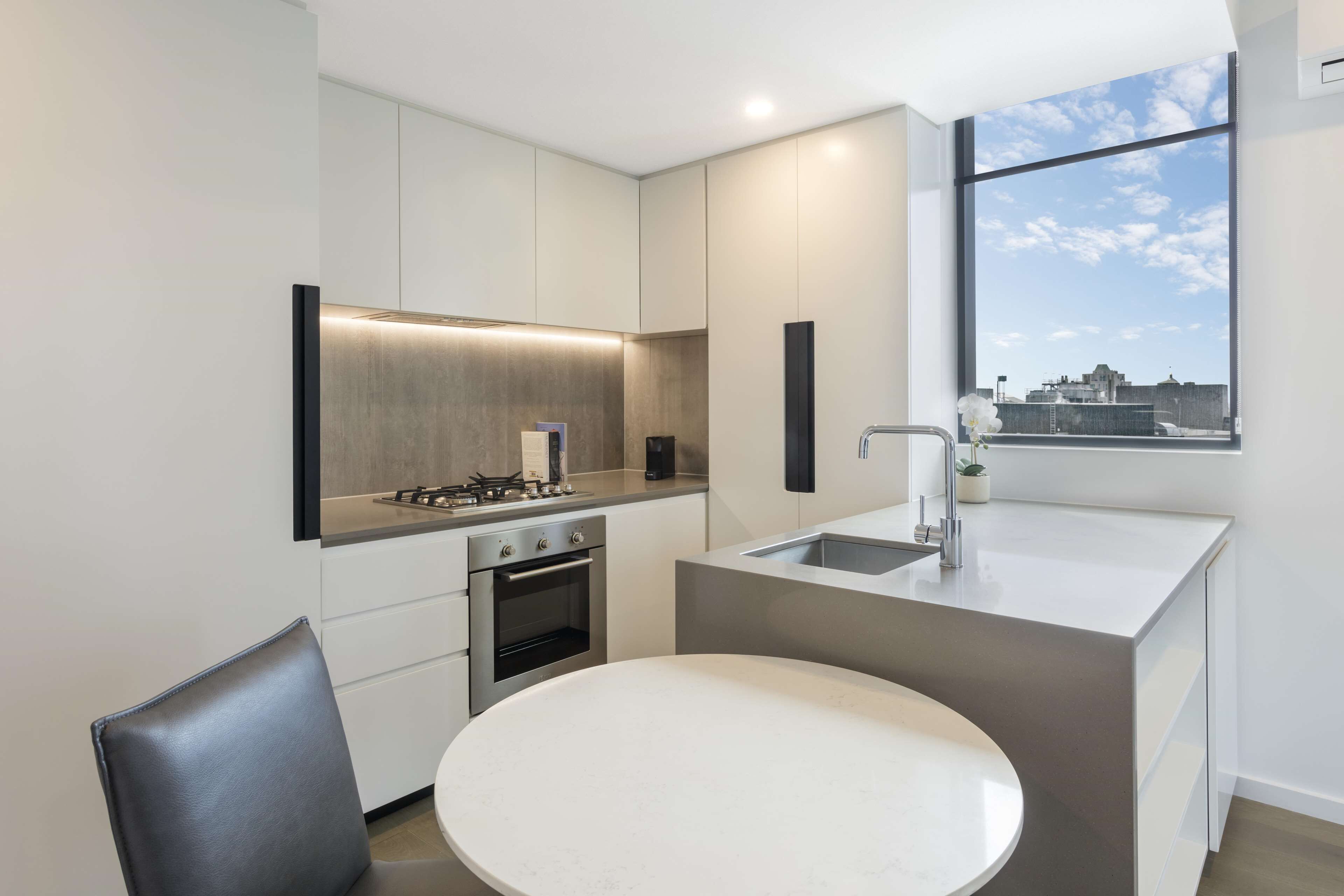 Avani Central Melbourne Residences