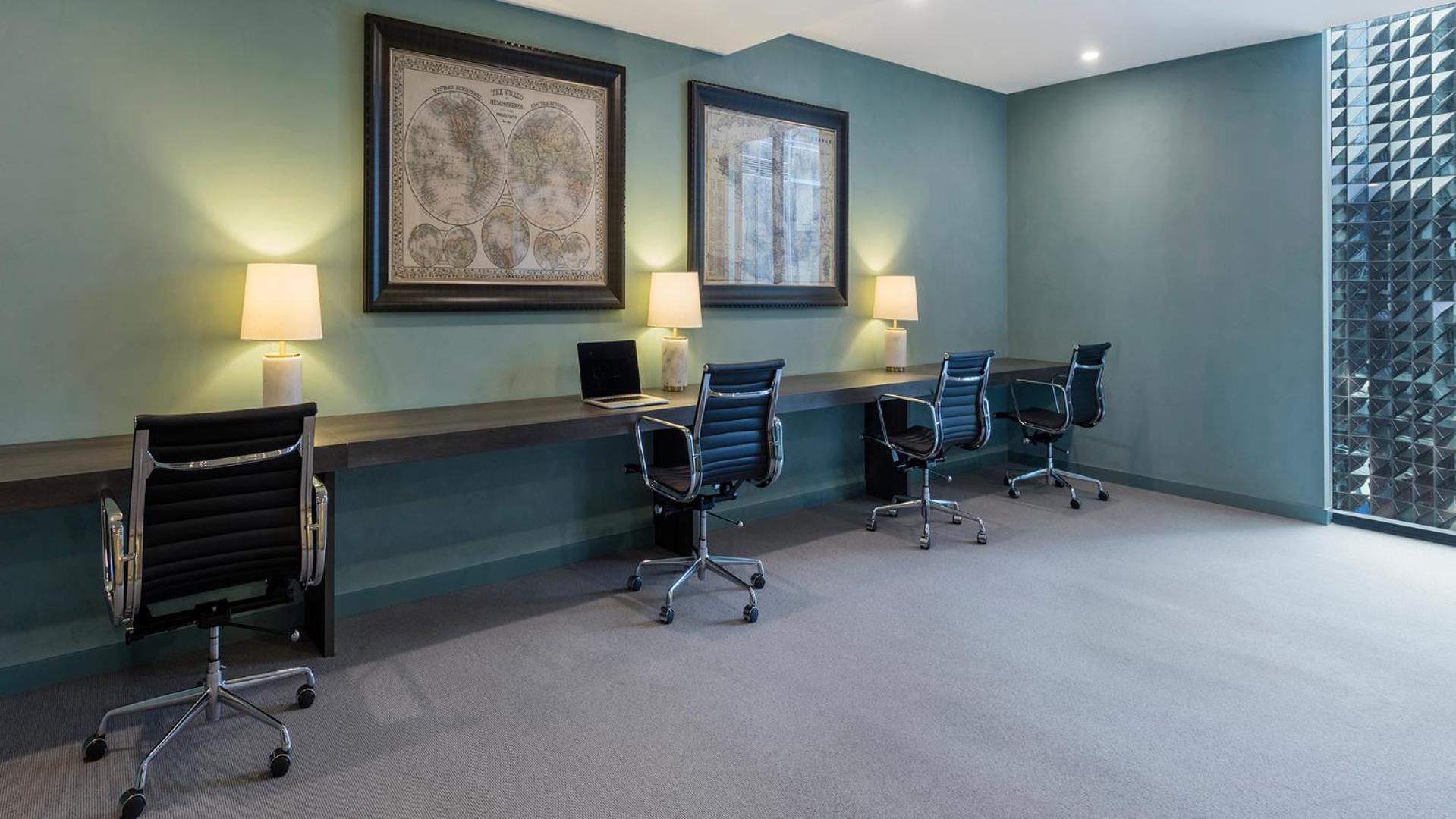 Avani Central Melbourne Residences