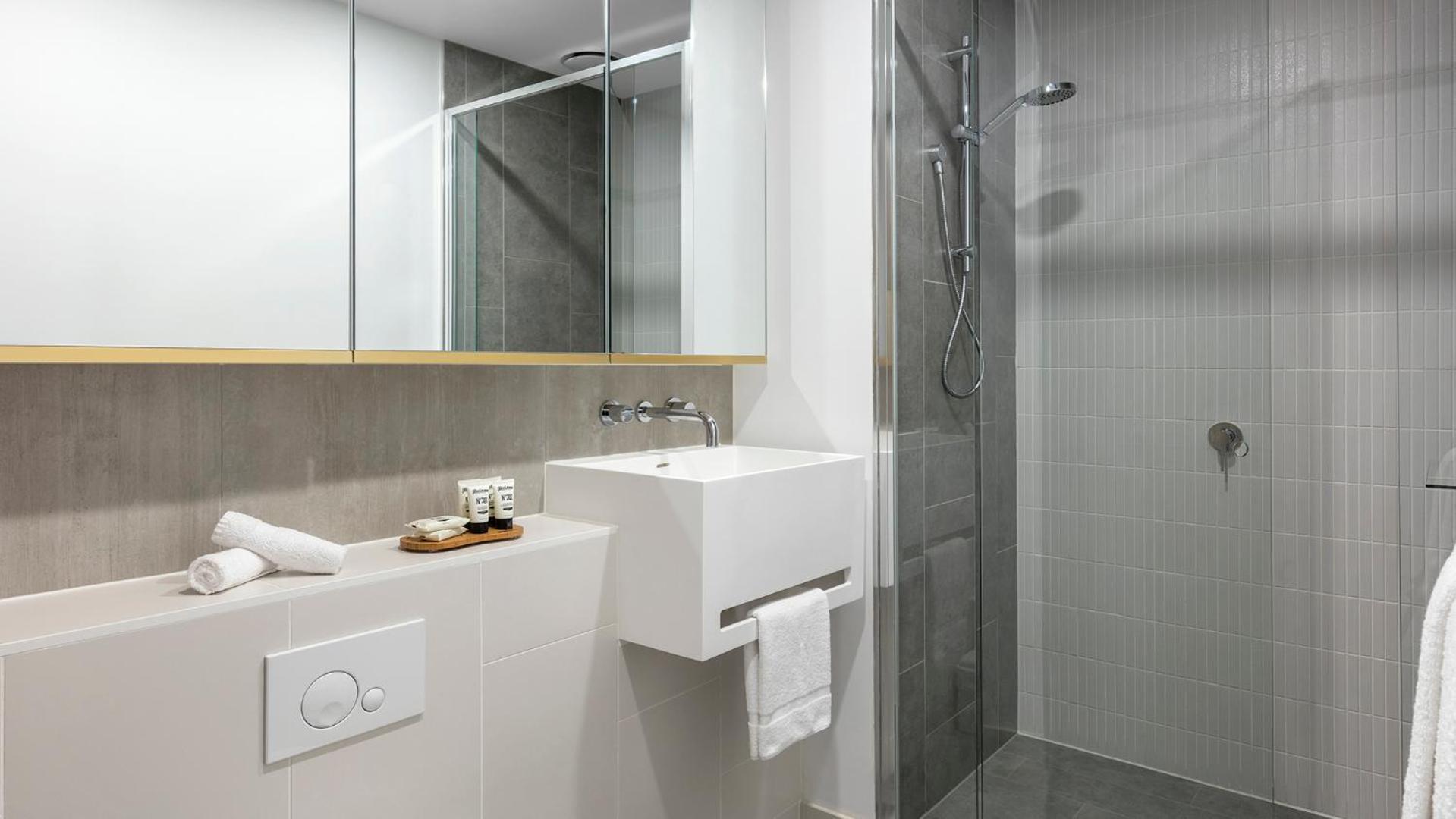 Avani Central Melbourne Residences