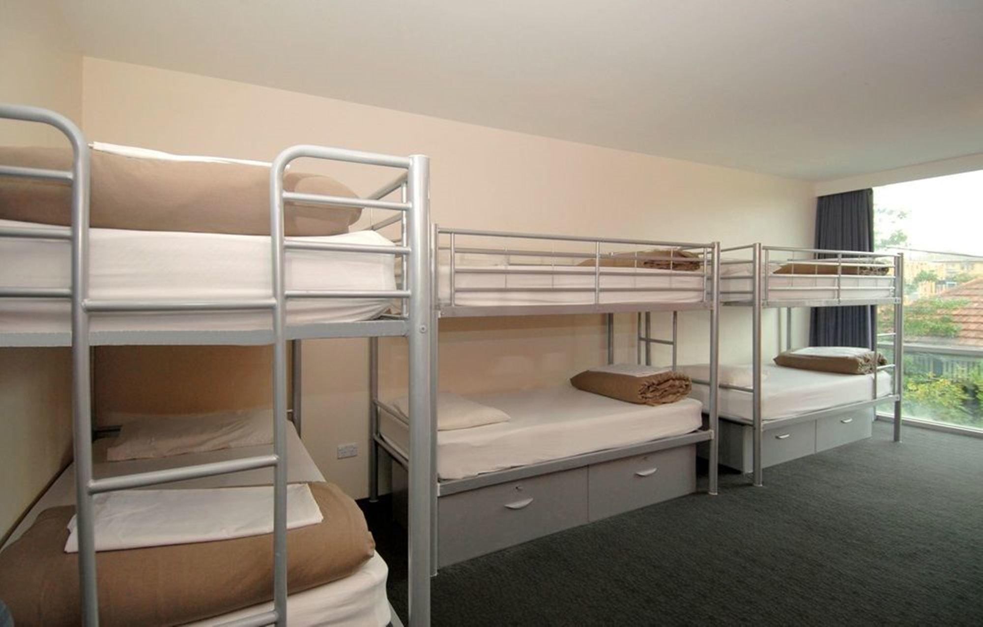 Nomads St Kilda Hostel