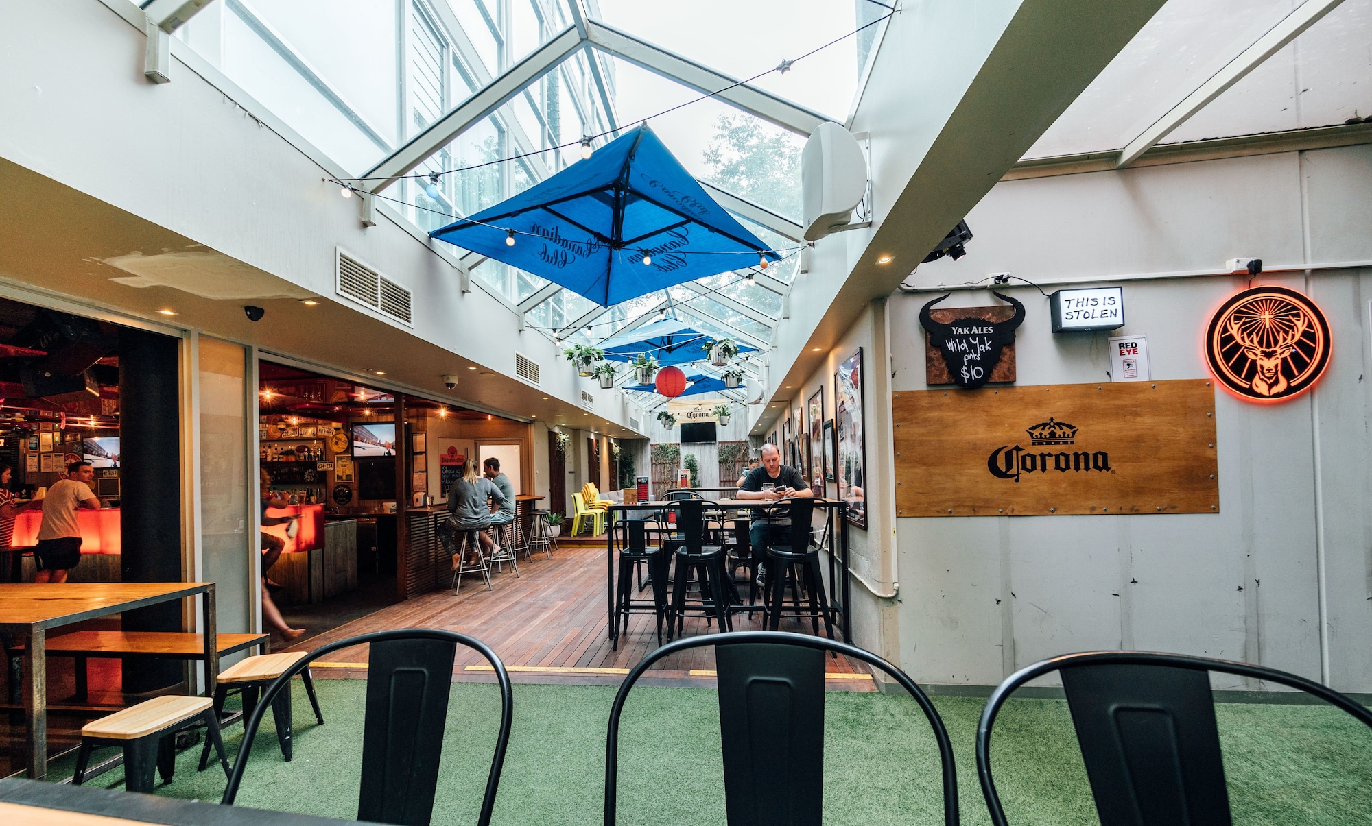 Nomads St Kilda Hostel