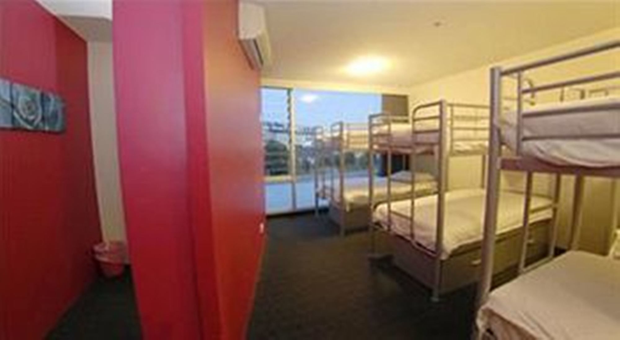 Nomads St Kilda Hostel