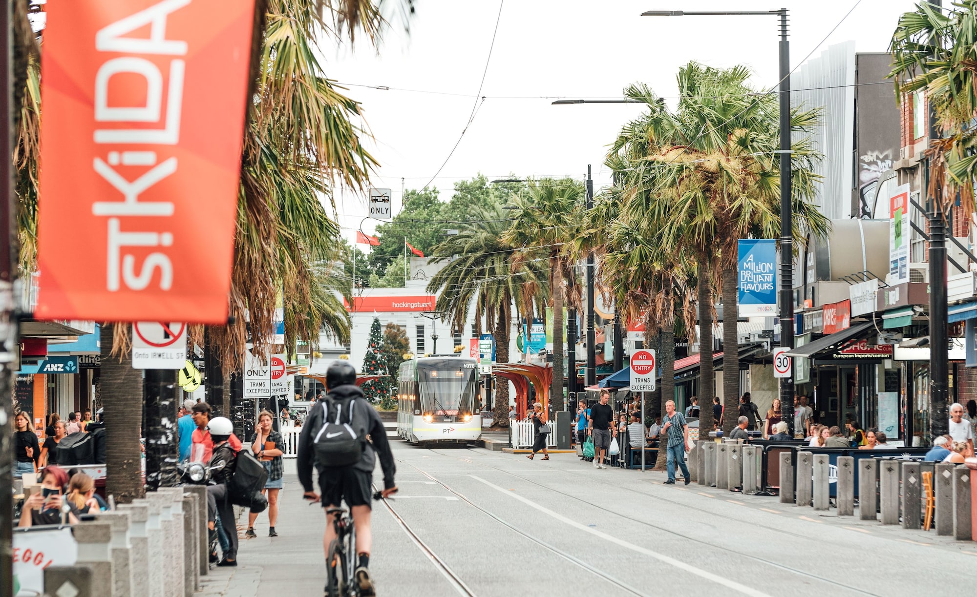Nomads St Kilda Hostel