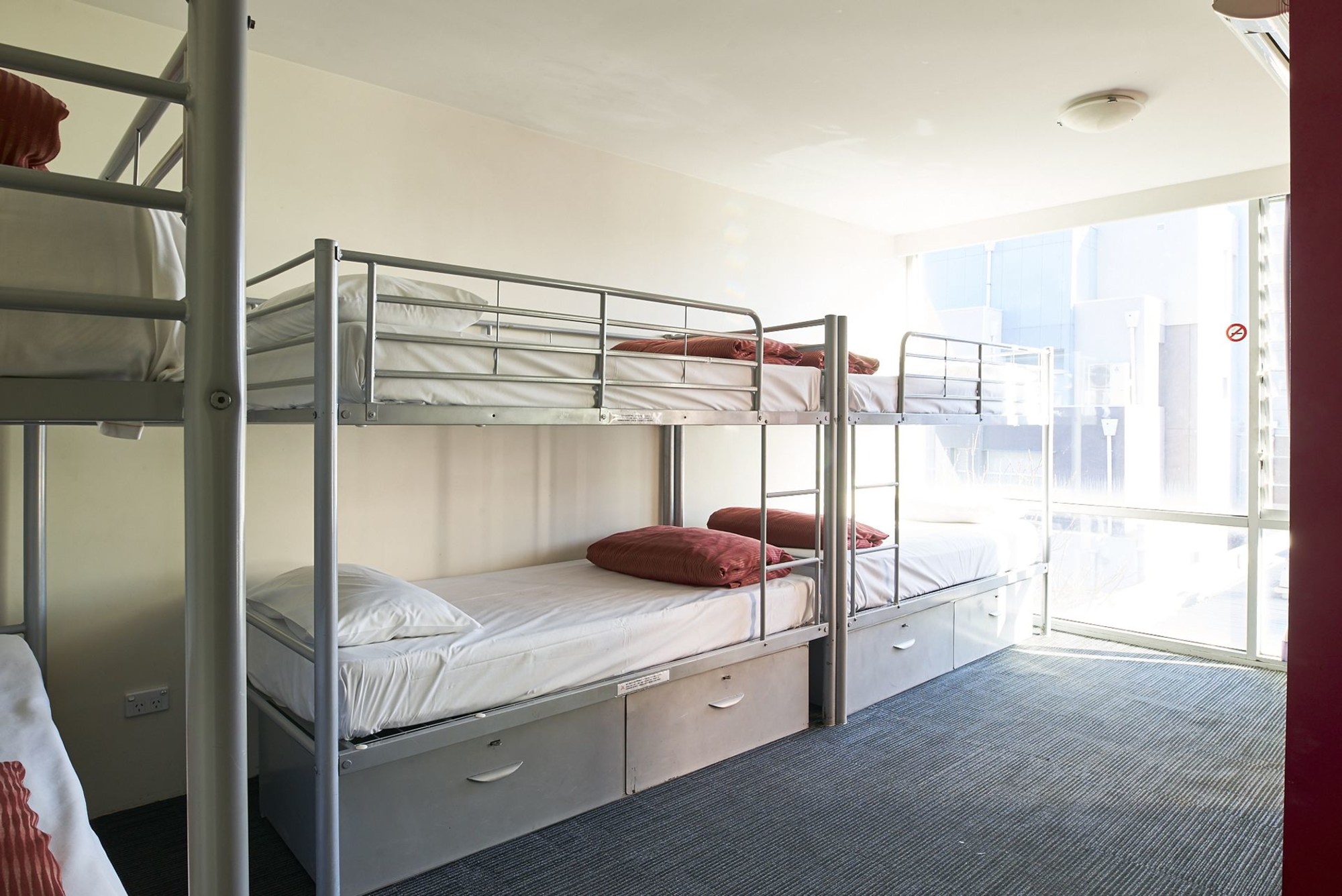 Nomads St Kilda Hostel