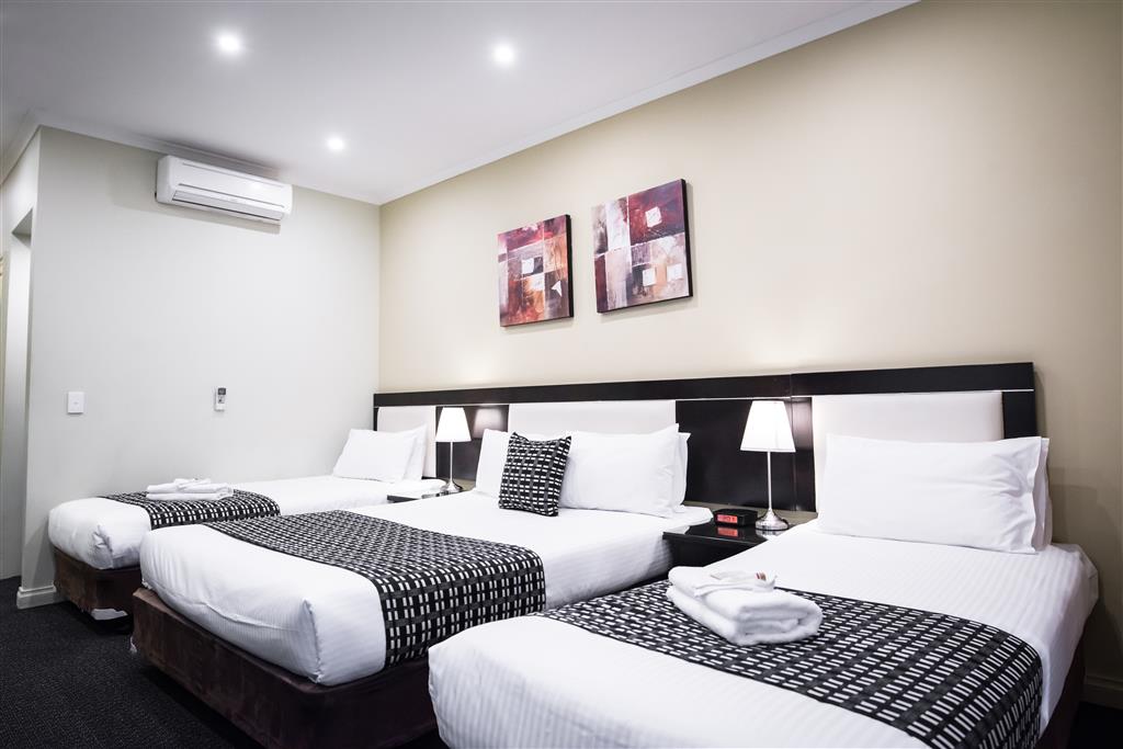 Best Western Airport Motel & Convention Centre