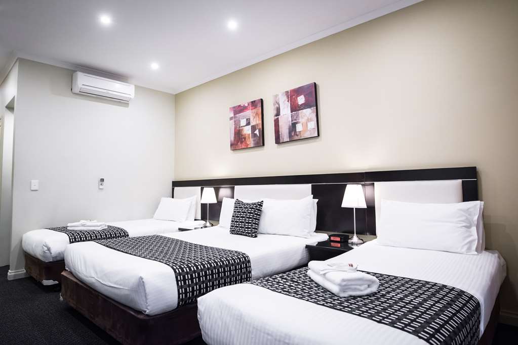 Best Western Airport Motel & Convention Centre