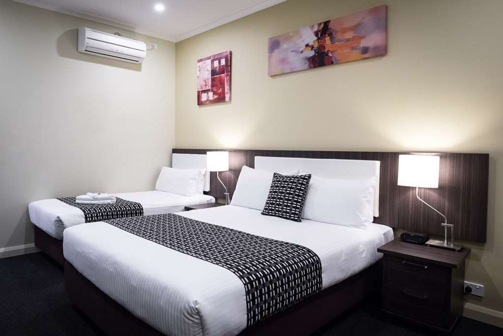 Best Western Airport Motel & Convention Centre