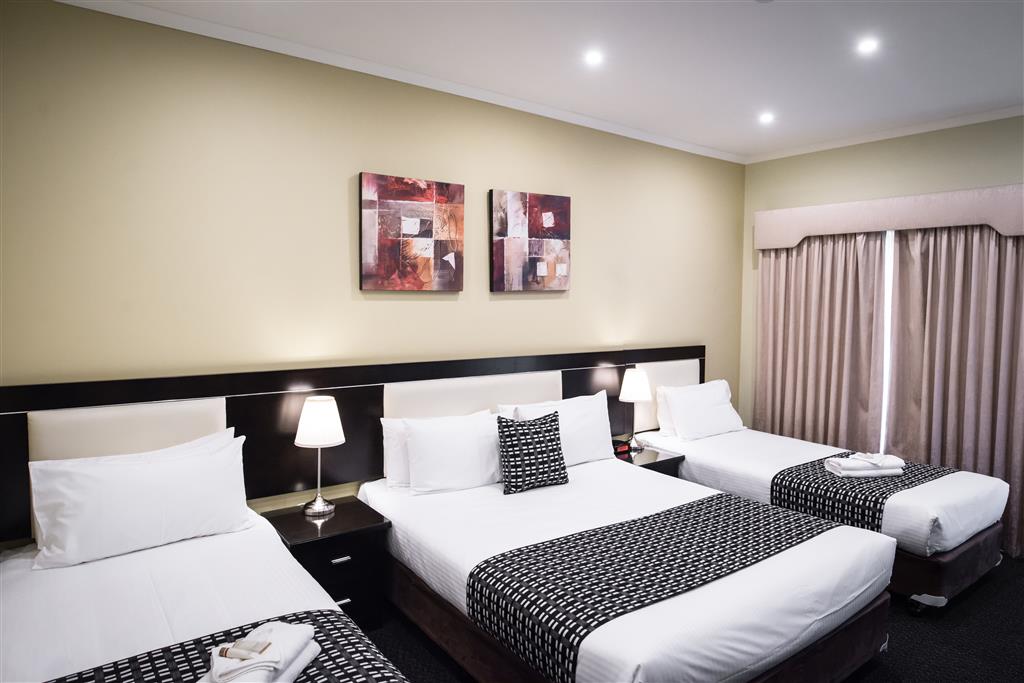 Best Western Airport Motel & Convention Centre