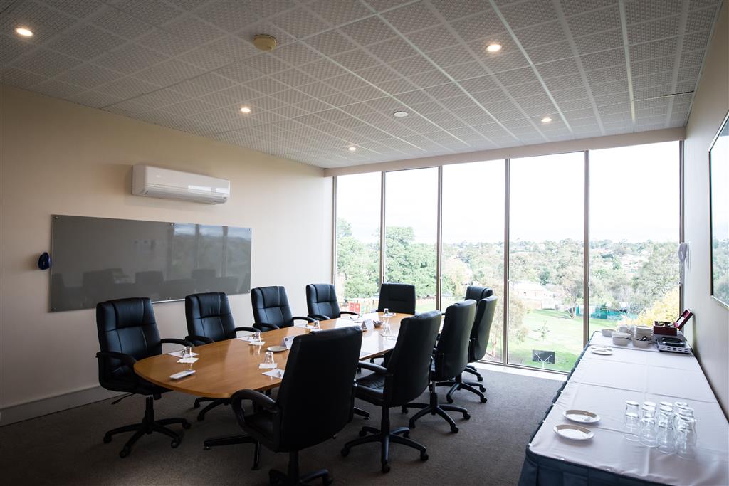 Best Western Airport Motel & Convention Centre