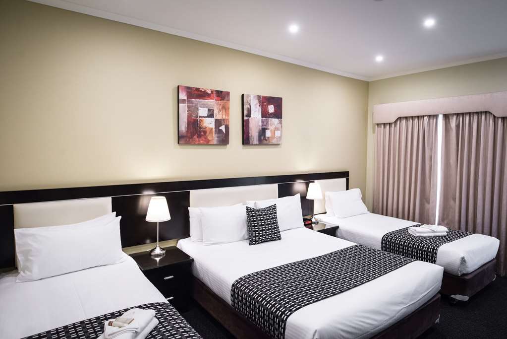 Best Western Airport Motel & Convention Centre