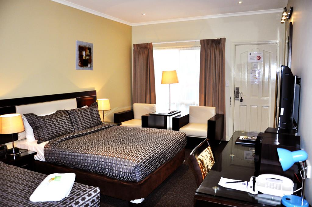 Best Western Airport Motel & Convention Centre