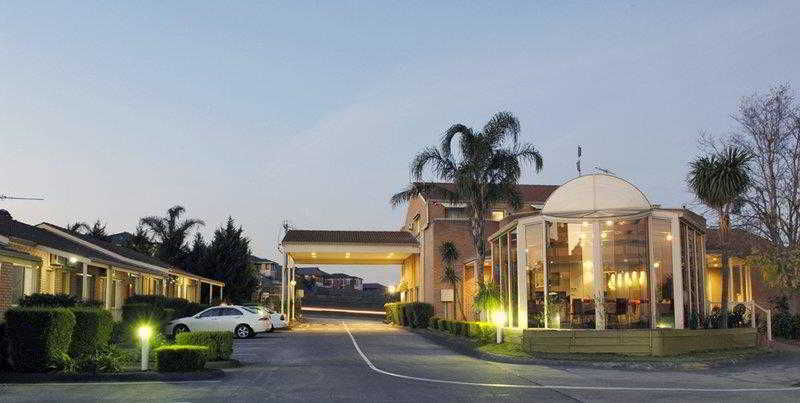 Best Western Airport Motel & Convention Centre