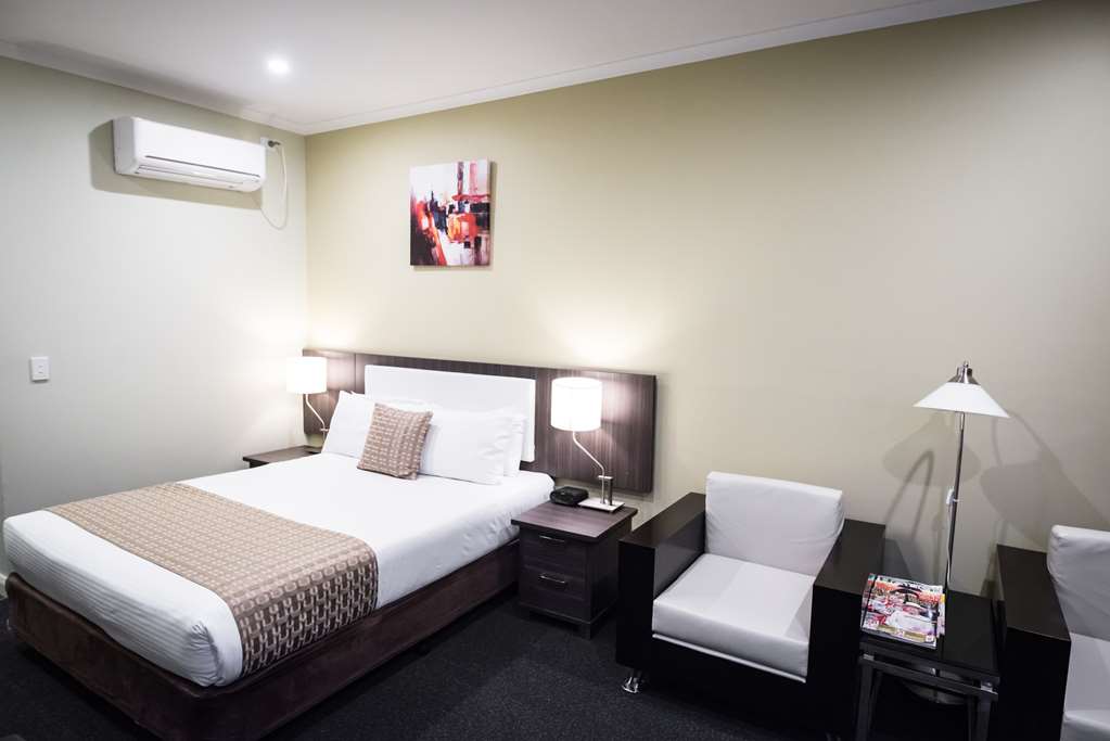 Best Western Airport Motel & Convention Centre