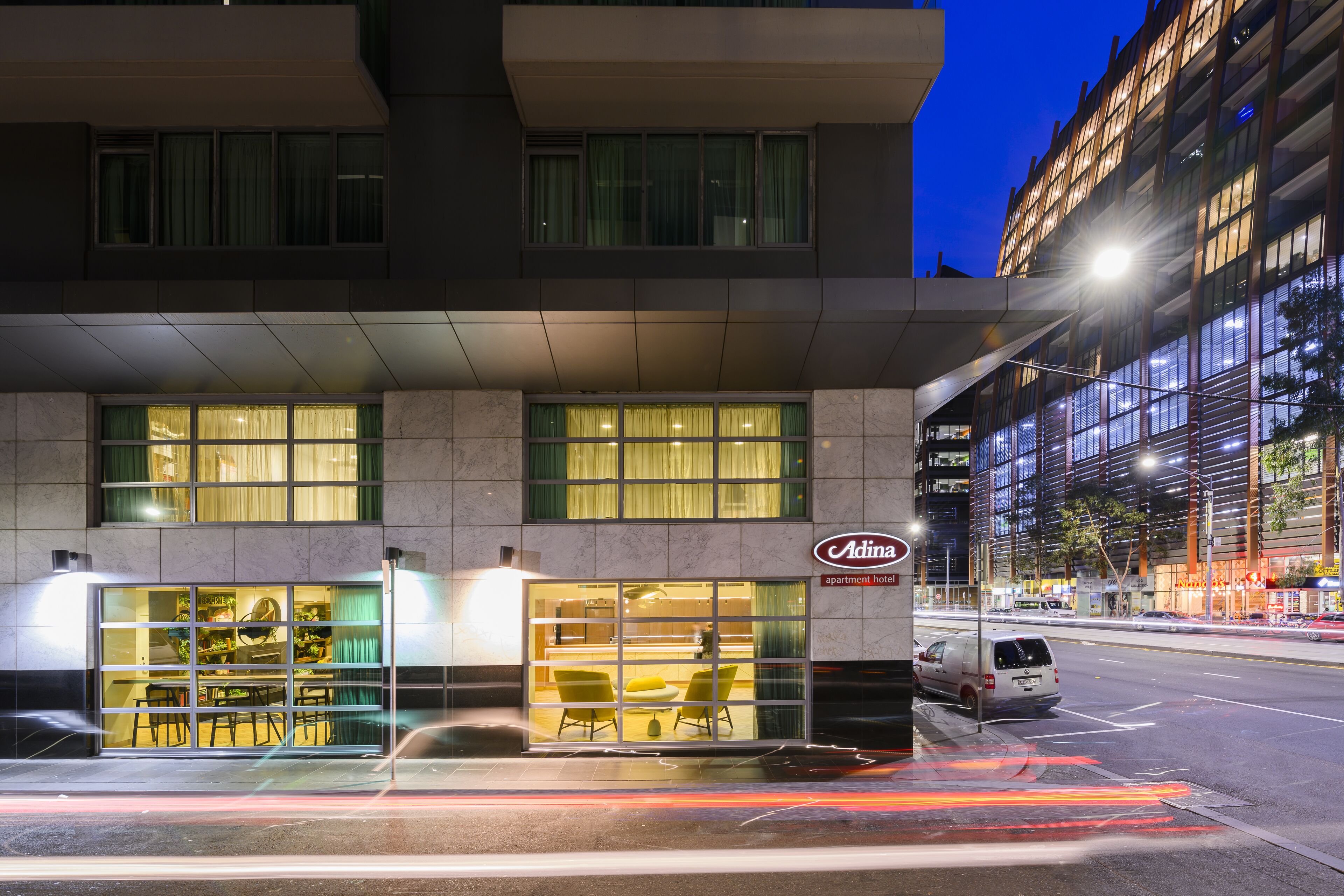 Brady Apartment Hotel Flinders Street