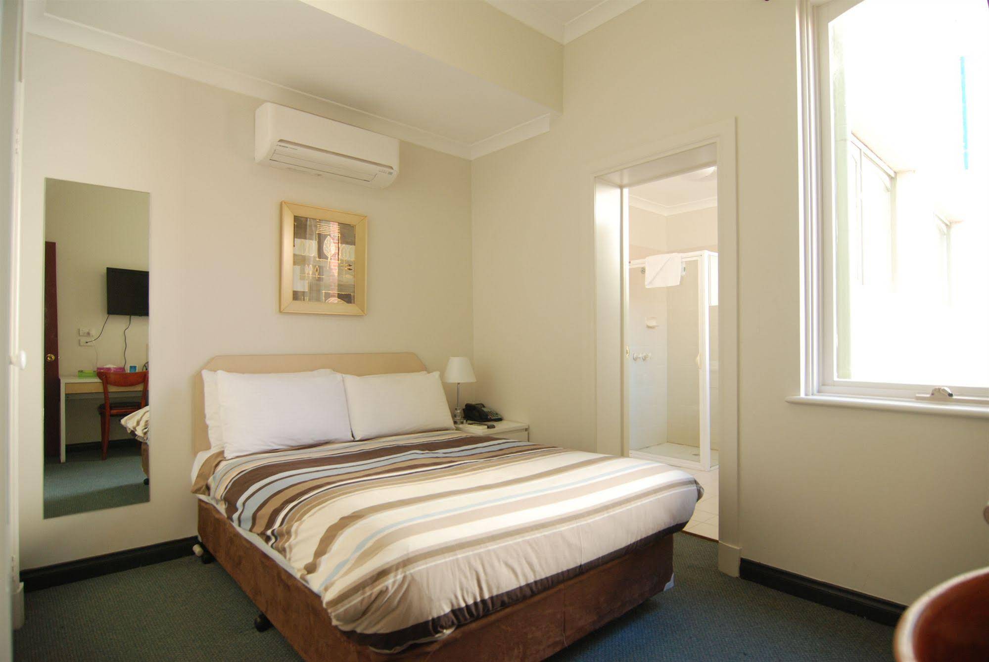 Brunswick Tower Hotel