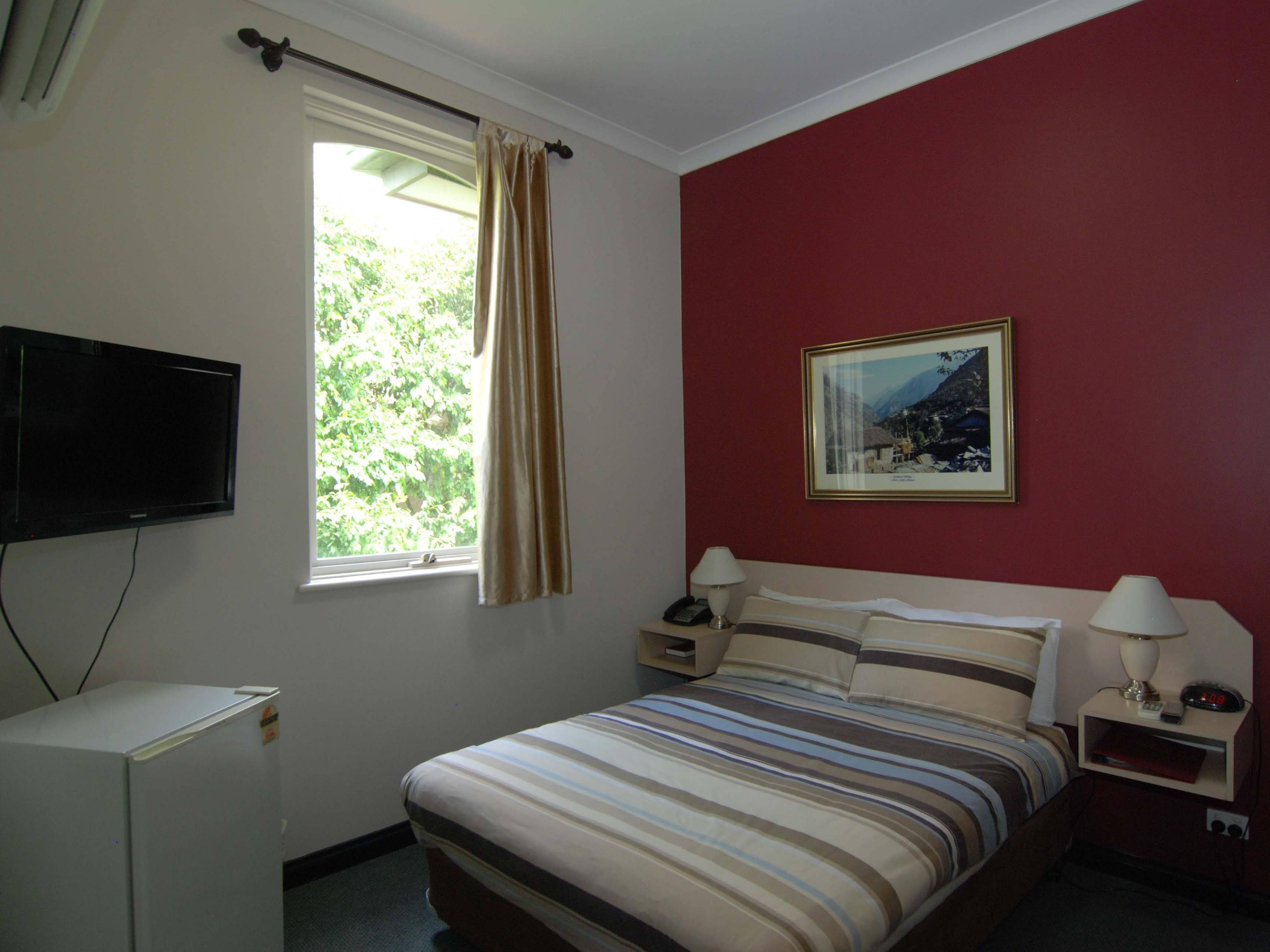 Brunswick Tower Hotel
