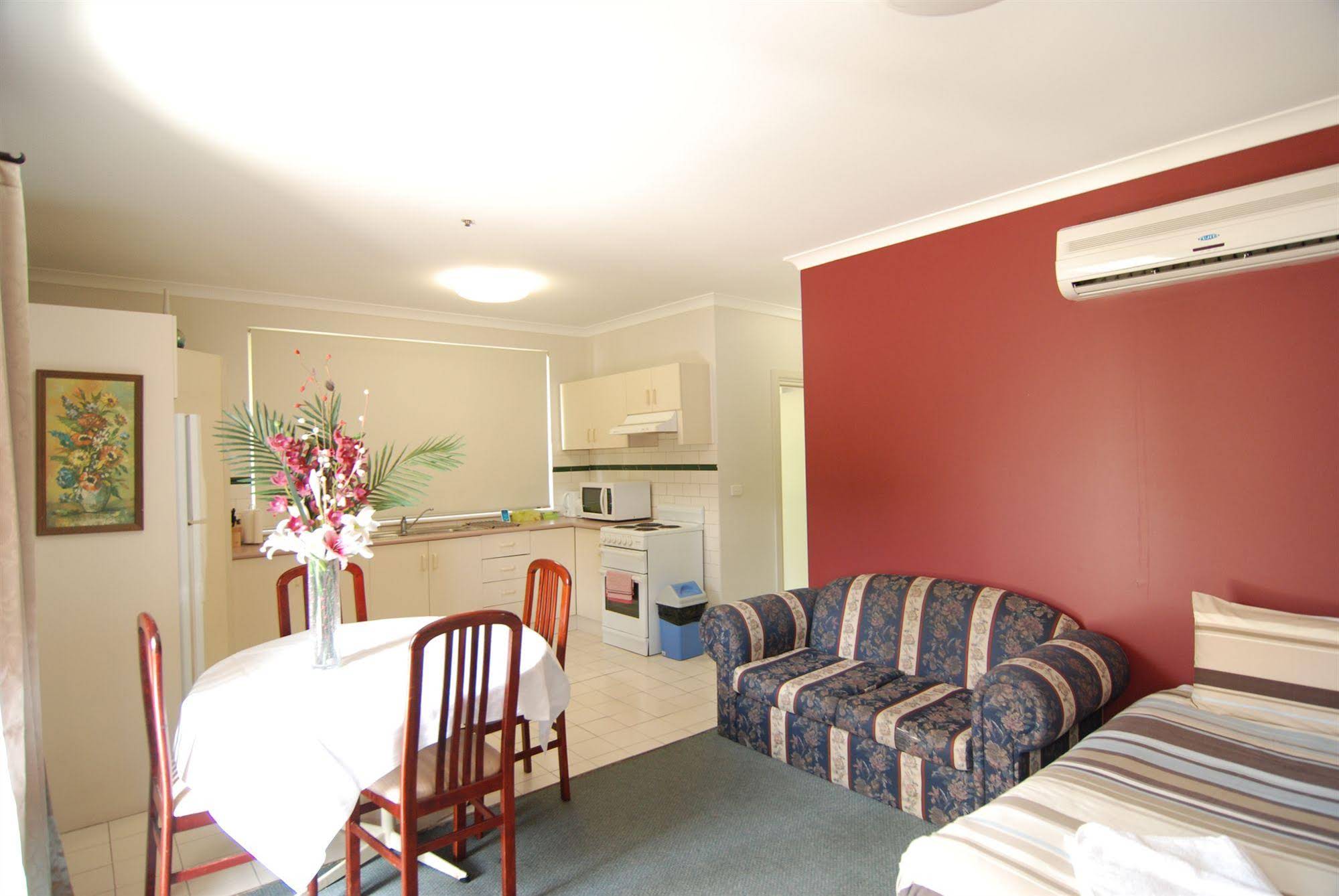 Brunswick Tower Hotel
