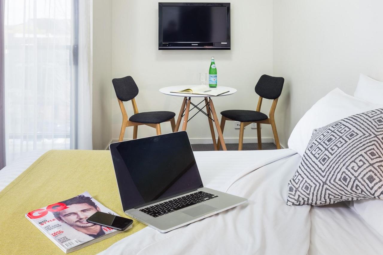 City Edge North Melbourne Apartment Hotel