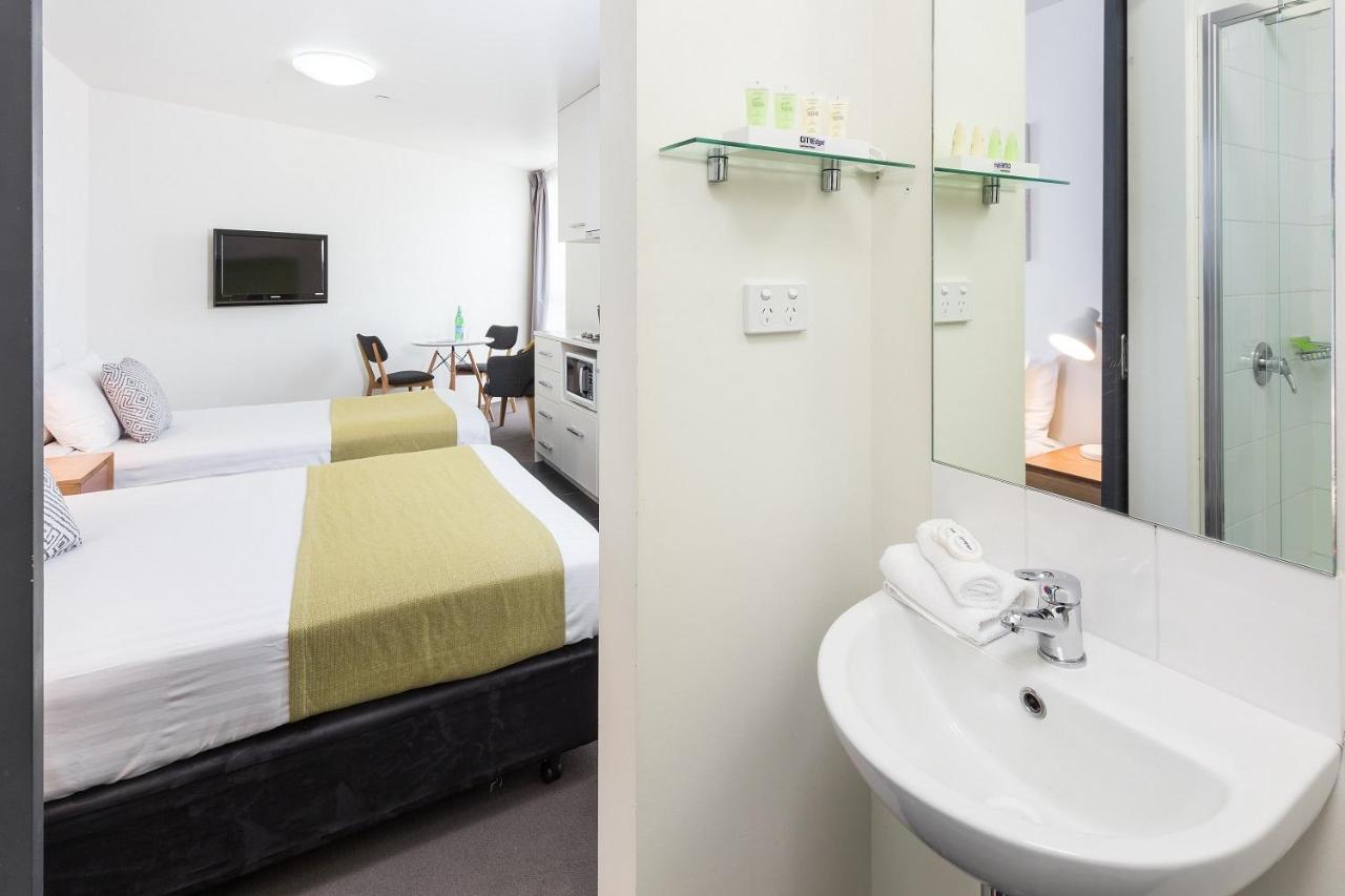 City Edge North Melbourne Apartment Hotel