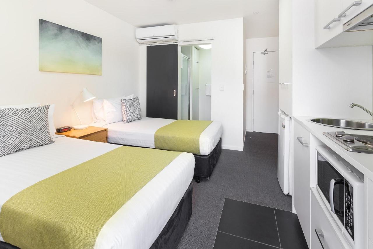 City Edge North Melbourne Apartment Hotel