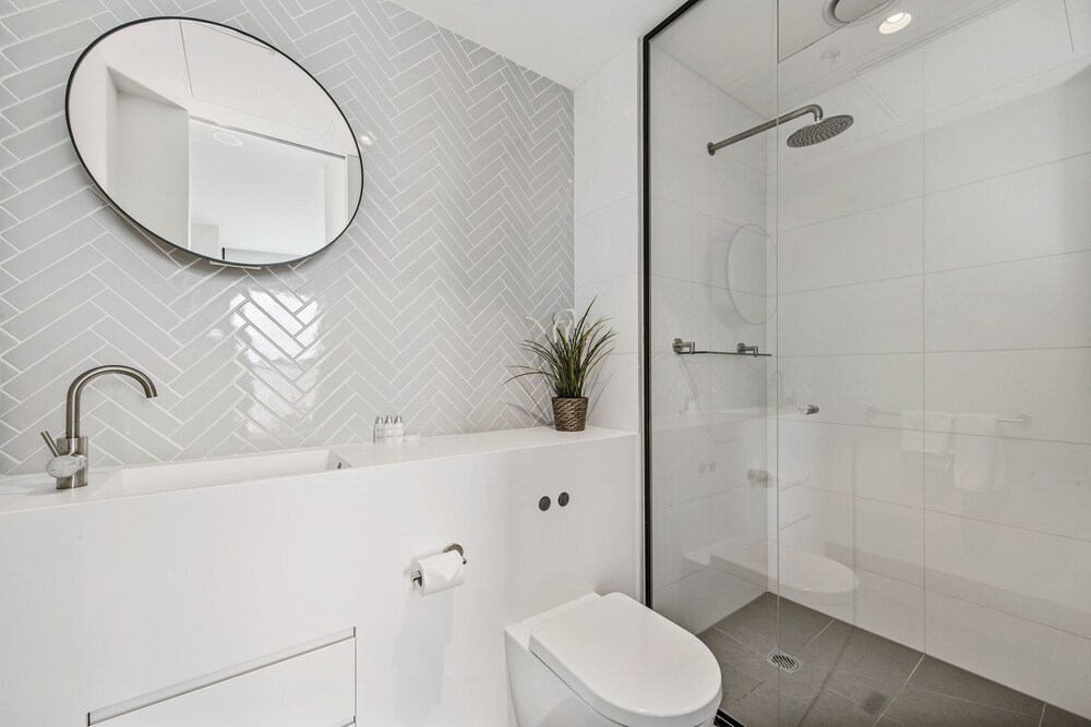 Eporo Tower by Serviced Apartments Melbourne