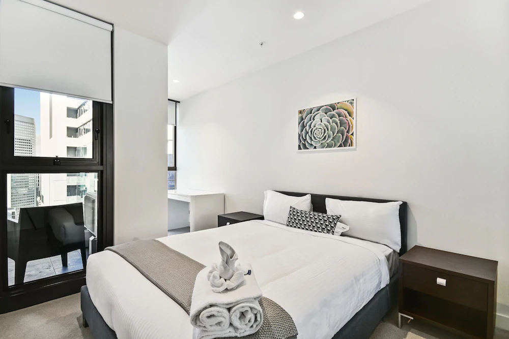 Eporo Tower by Serviced Apartments Melbourne