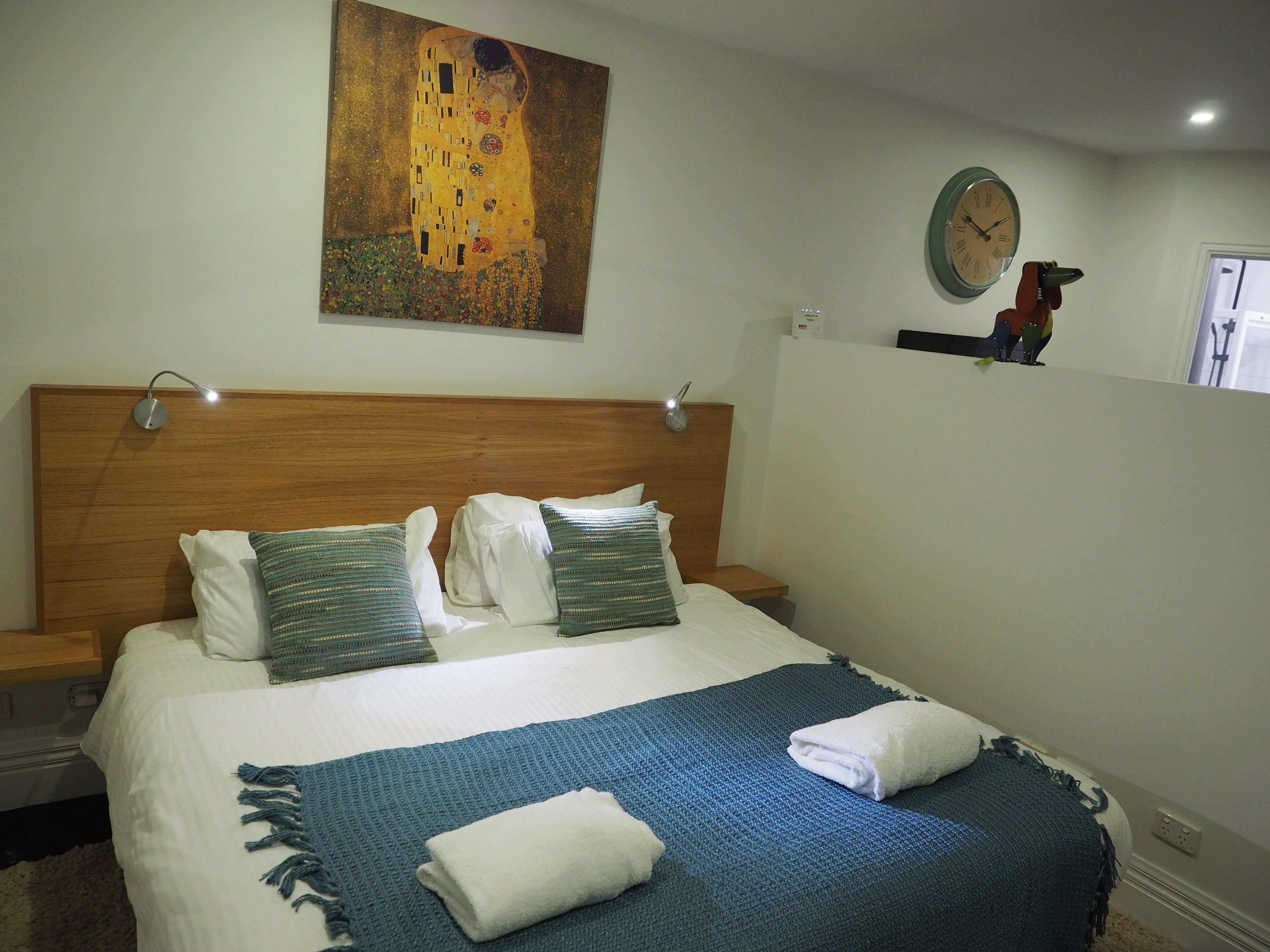 Flinders Lane Apartments by Melbourne City Stays