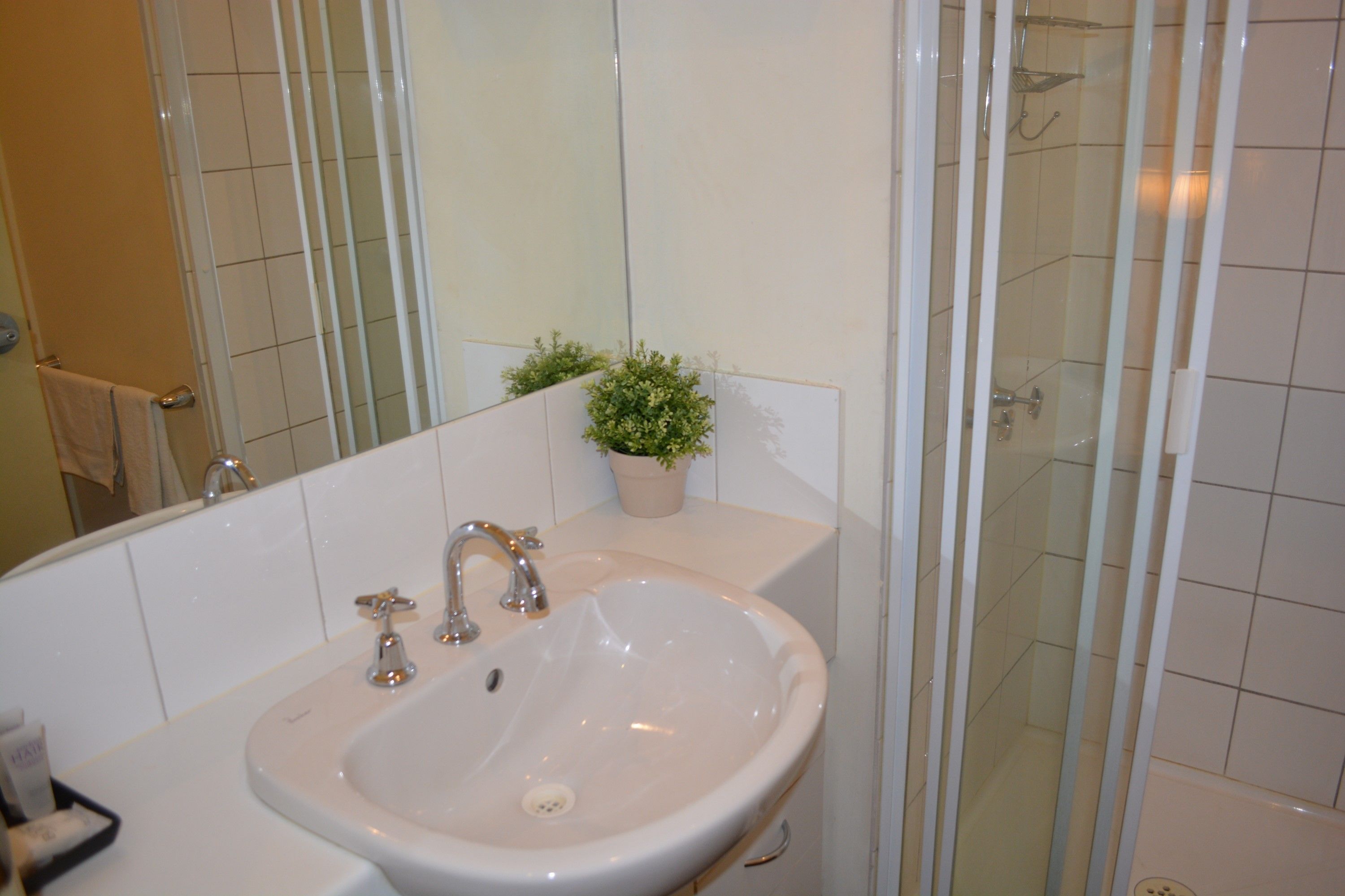 Flinders Lane Apartments by Melbourne City Stays