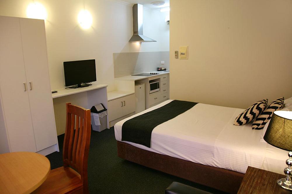 Footscray Motor Inn