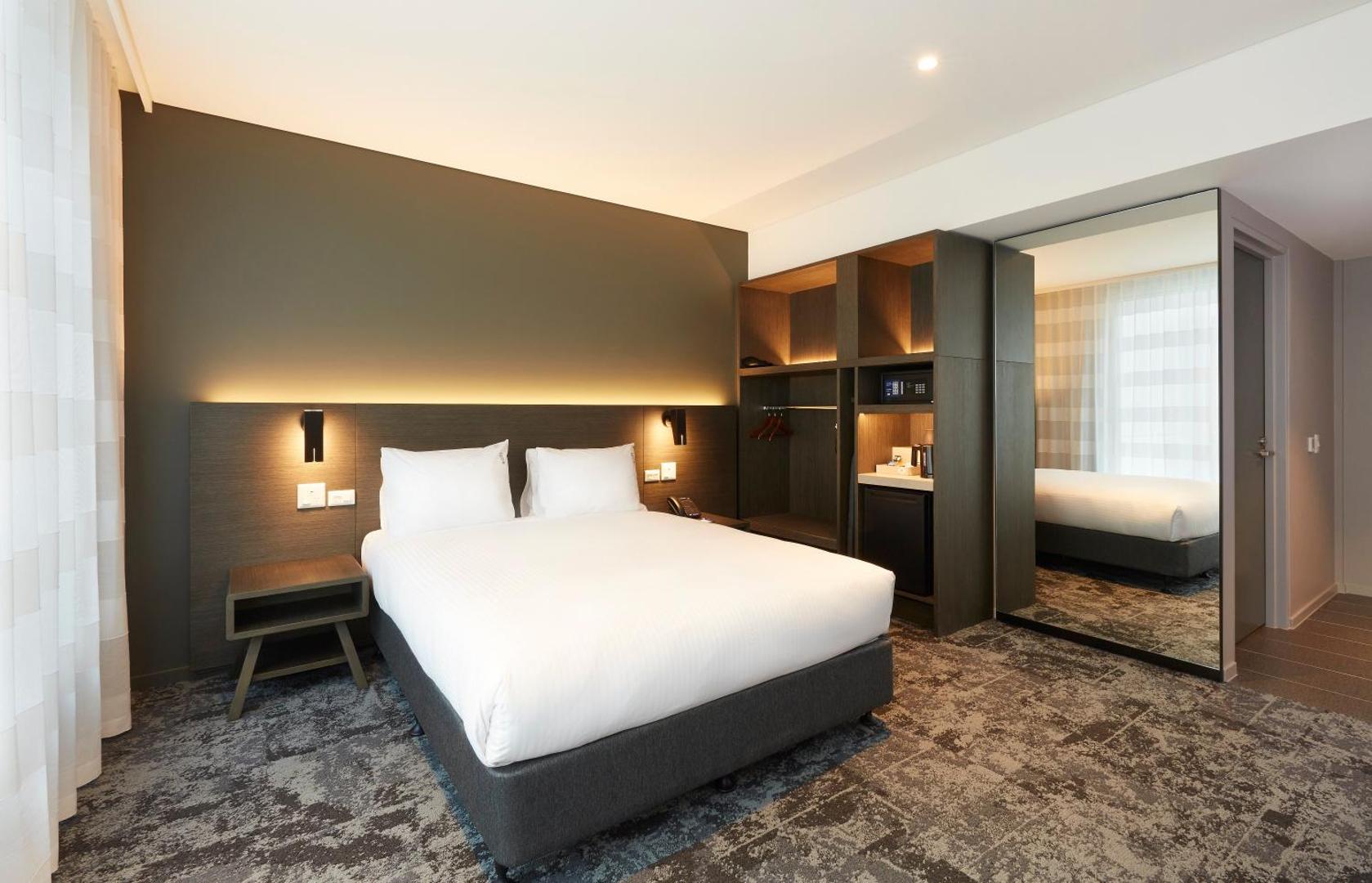 Holiday Inn Express Melbourne Southbank
