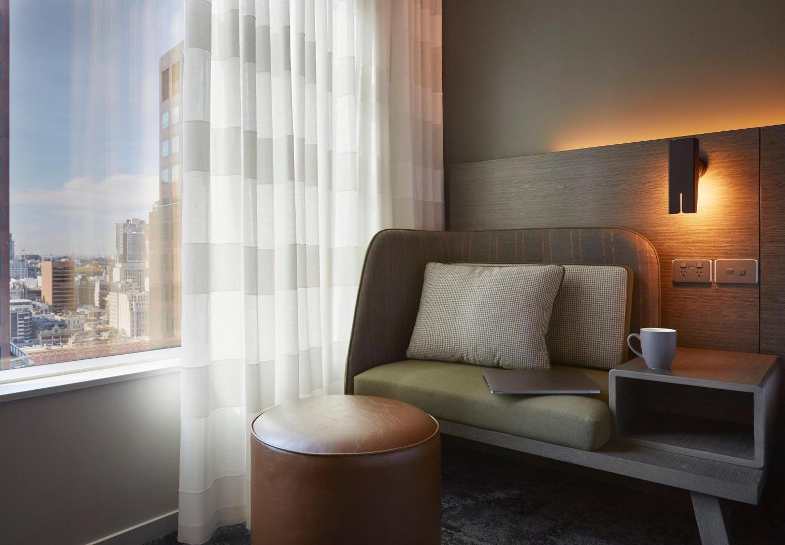 Holiday Inn Express Melbourne Southbank