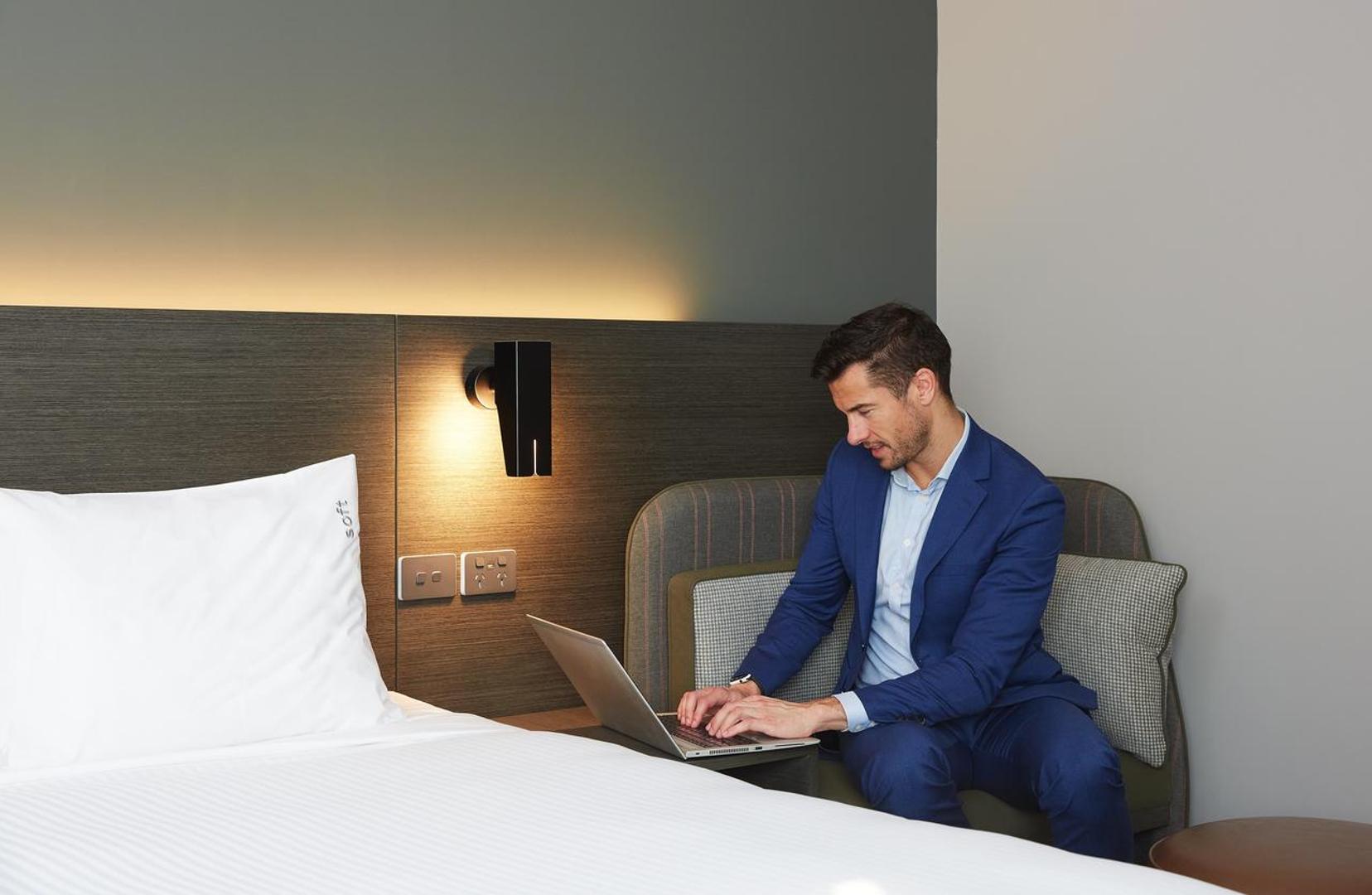 Holiday Inn Express Melbourne Southbank