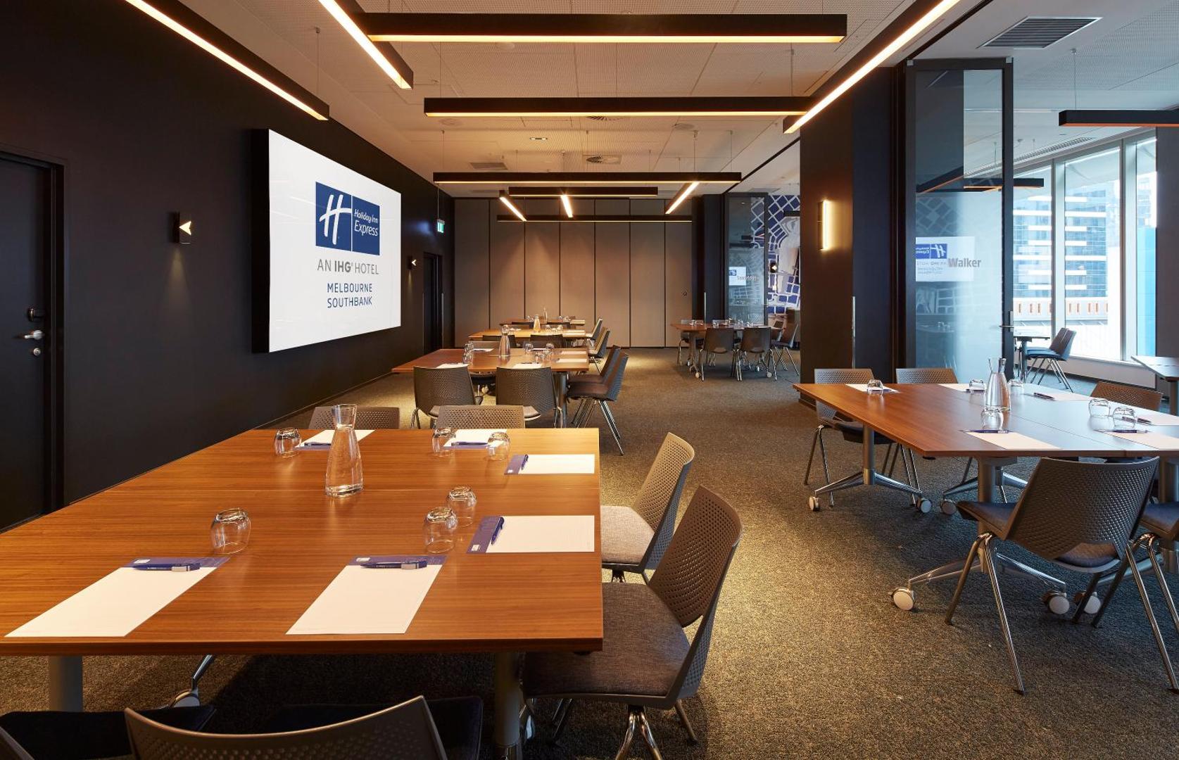 Holiday Inn Express Melbourne Southbank
