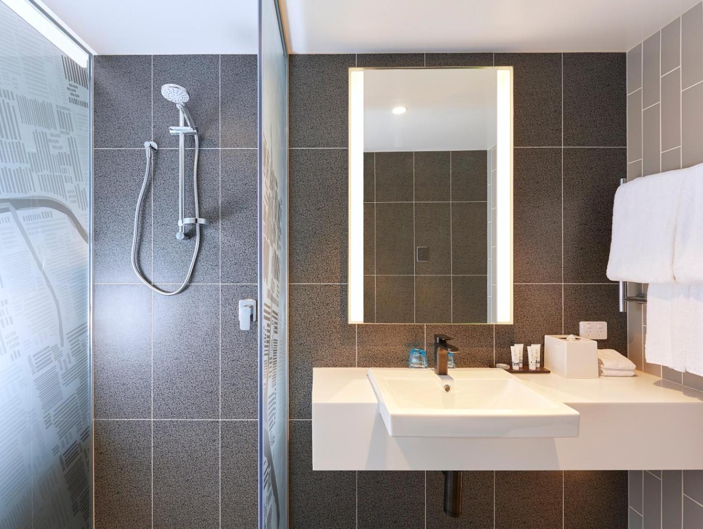 Holiday Inn Express Melbourne Southbank