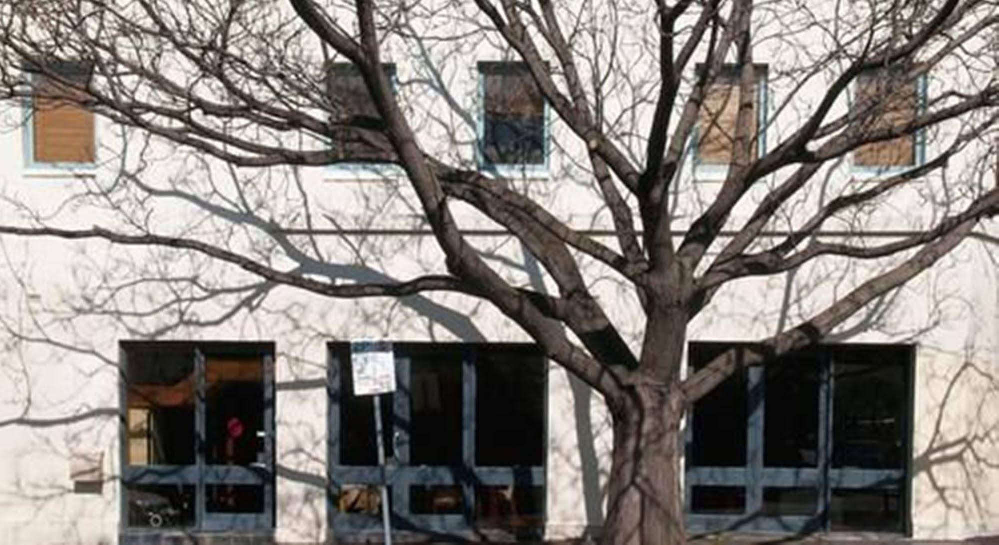 Lily Sands Inn