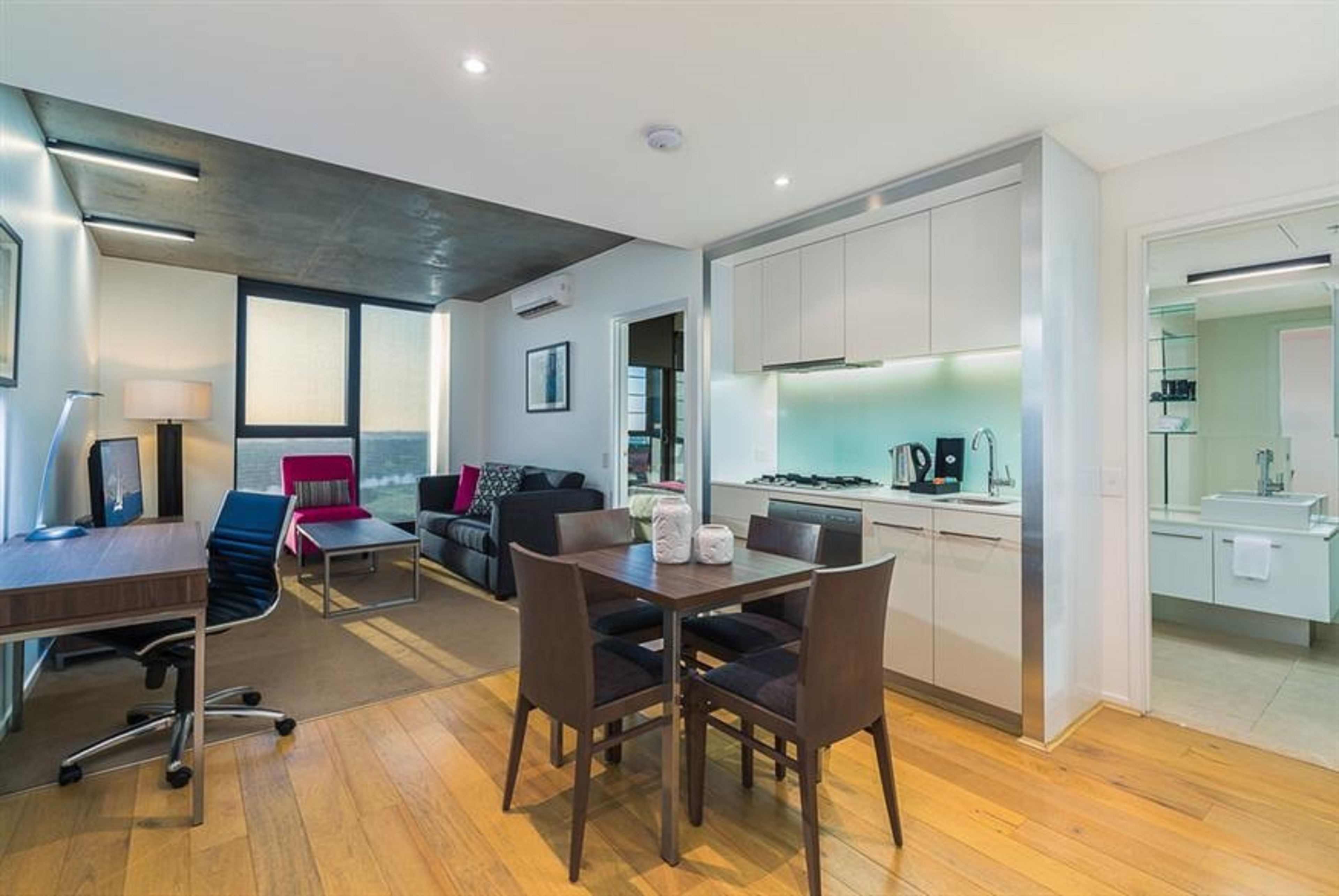 Mercure Melbourne St Kilda Road