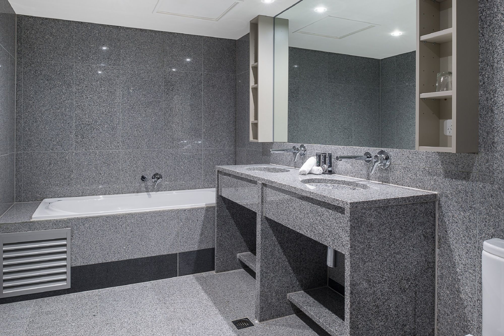 Mantra Melbourne Airport
