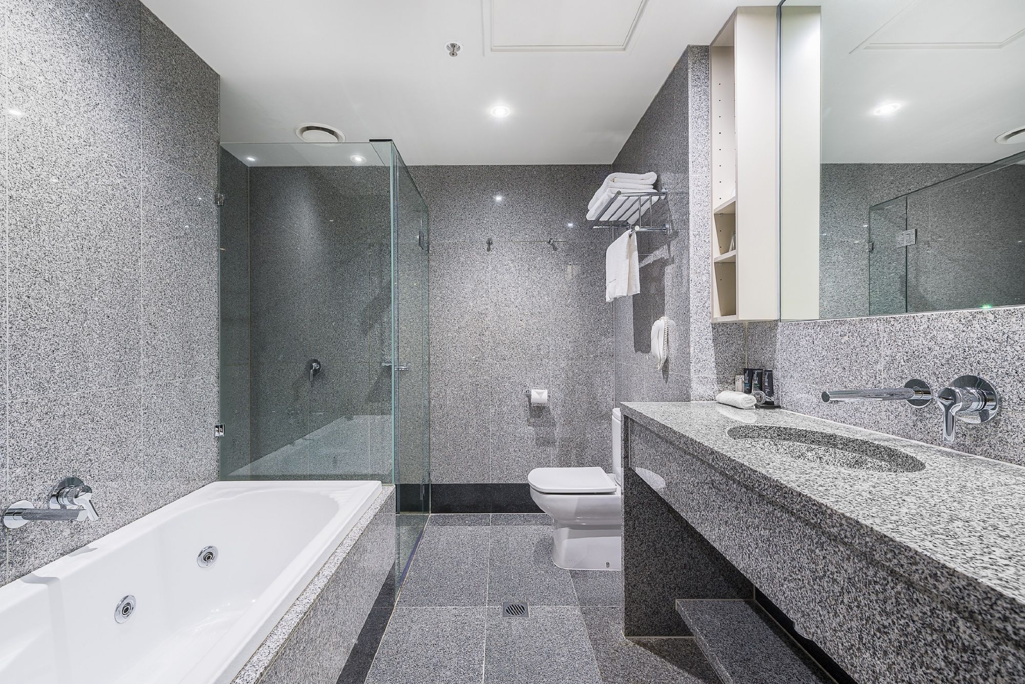 Mantra Melbourne Airport