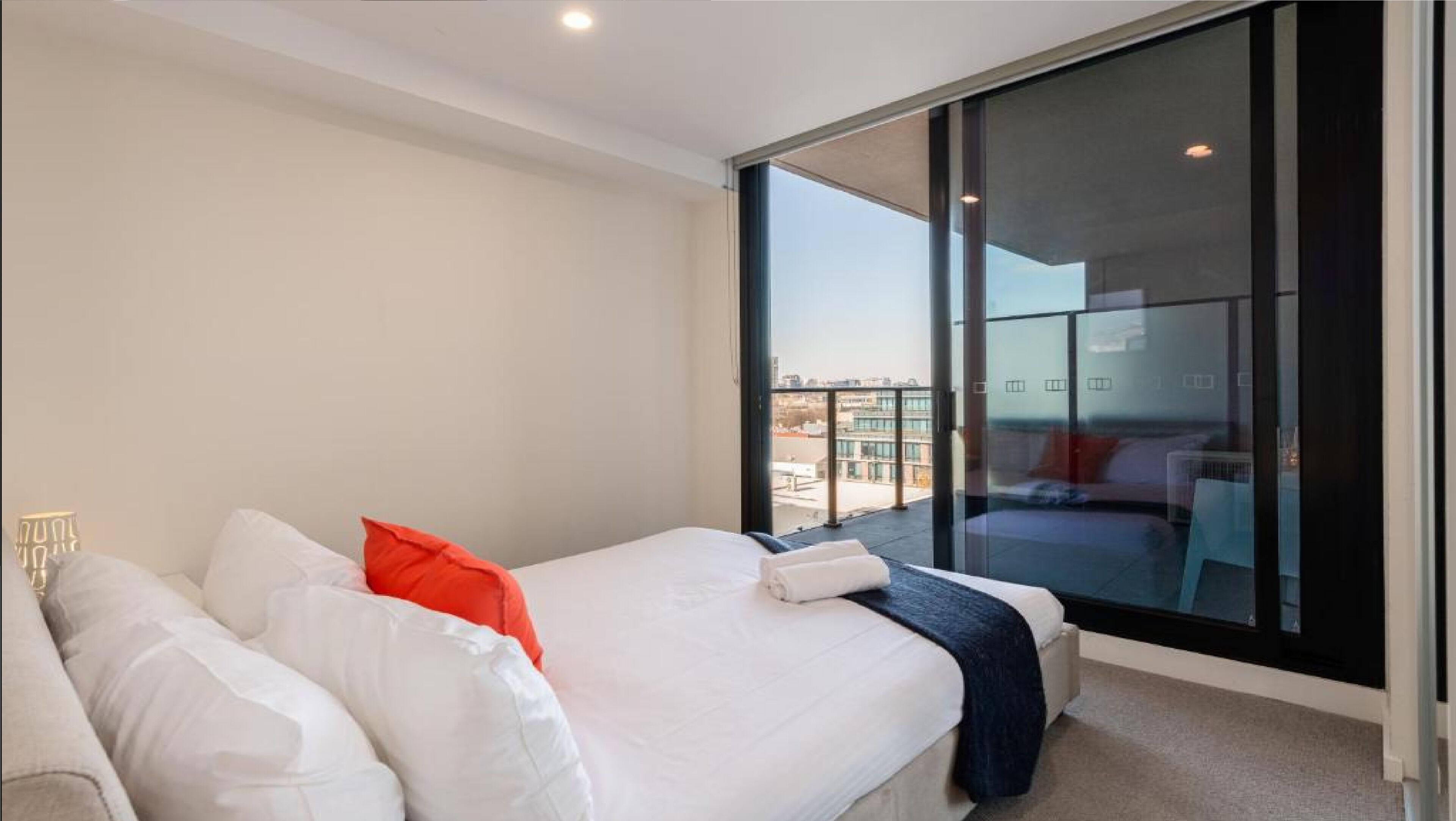 Melbourne City Apartments - Teri