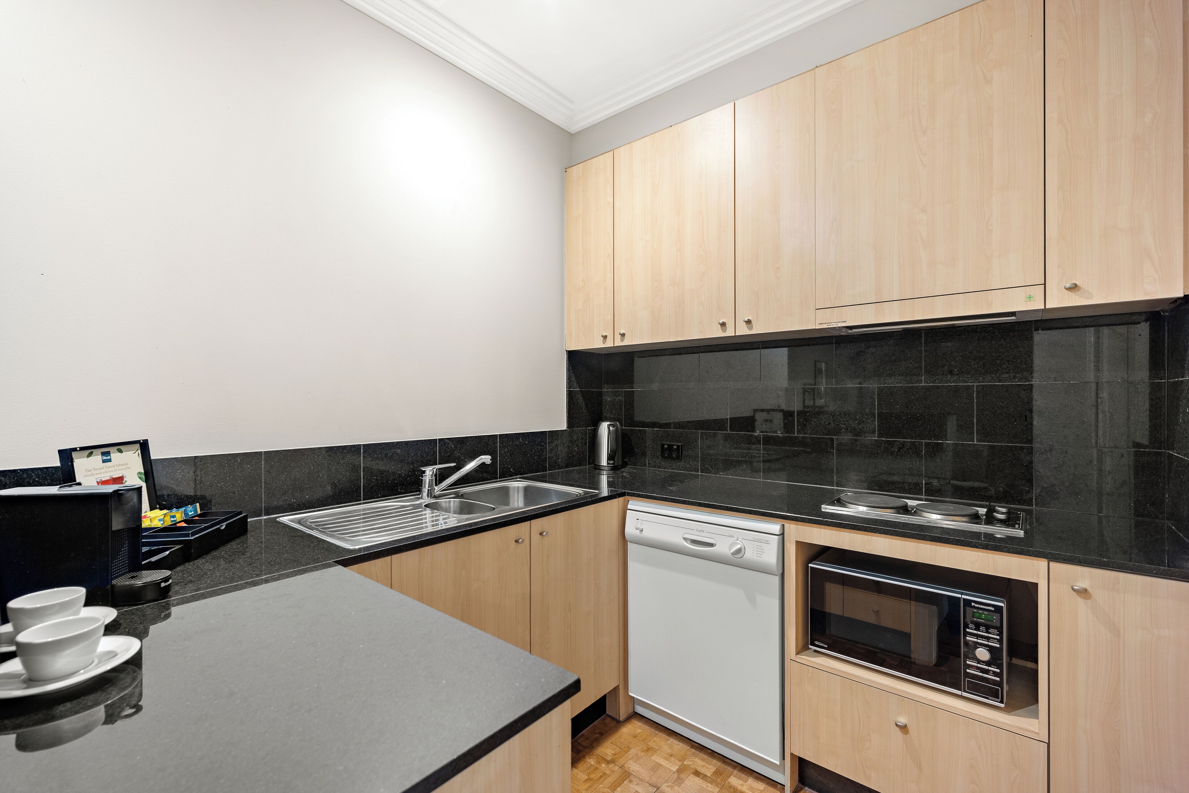 Melbourne City Suites