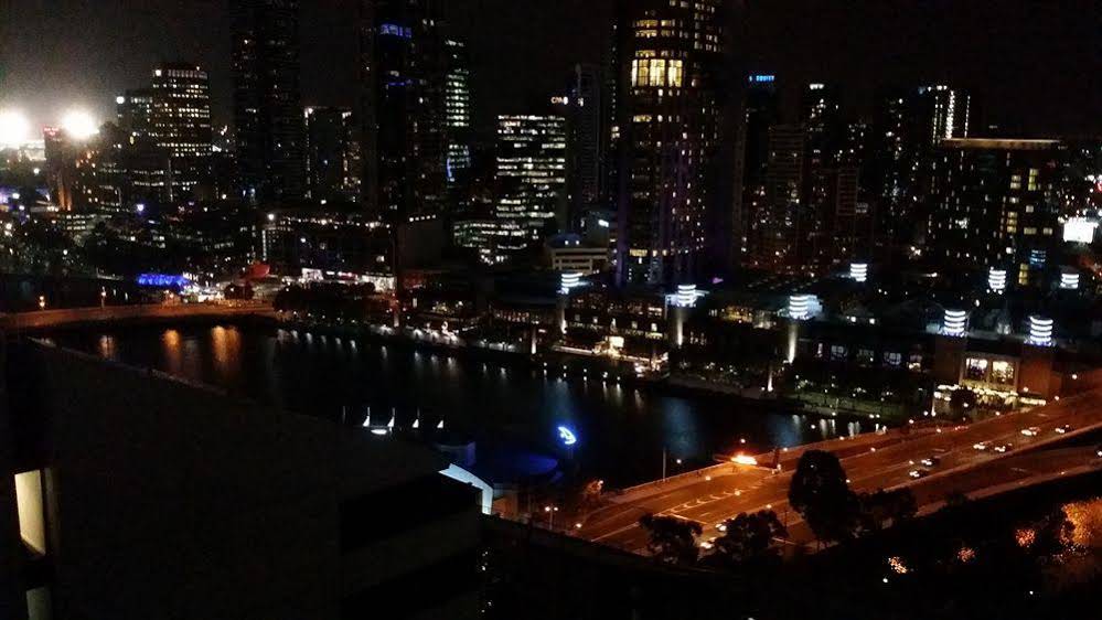 Melbourne Holiday Apartments at Northbank – Downie Street
