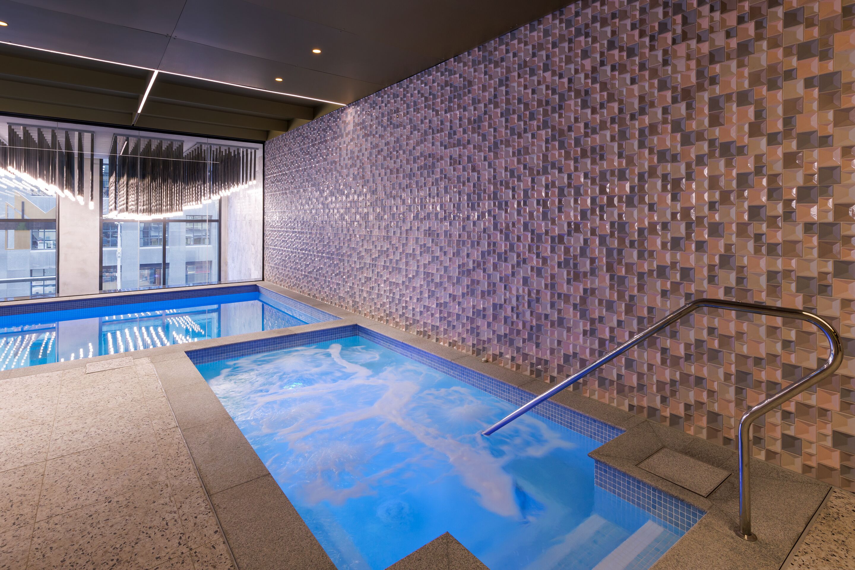 Meriton Suites King Street Melbourne