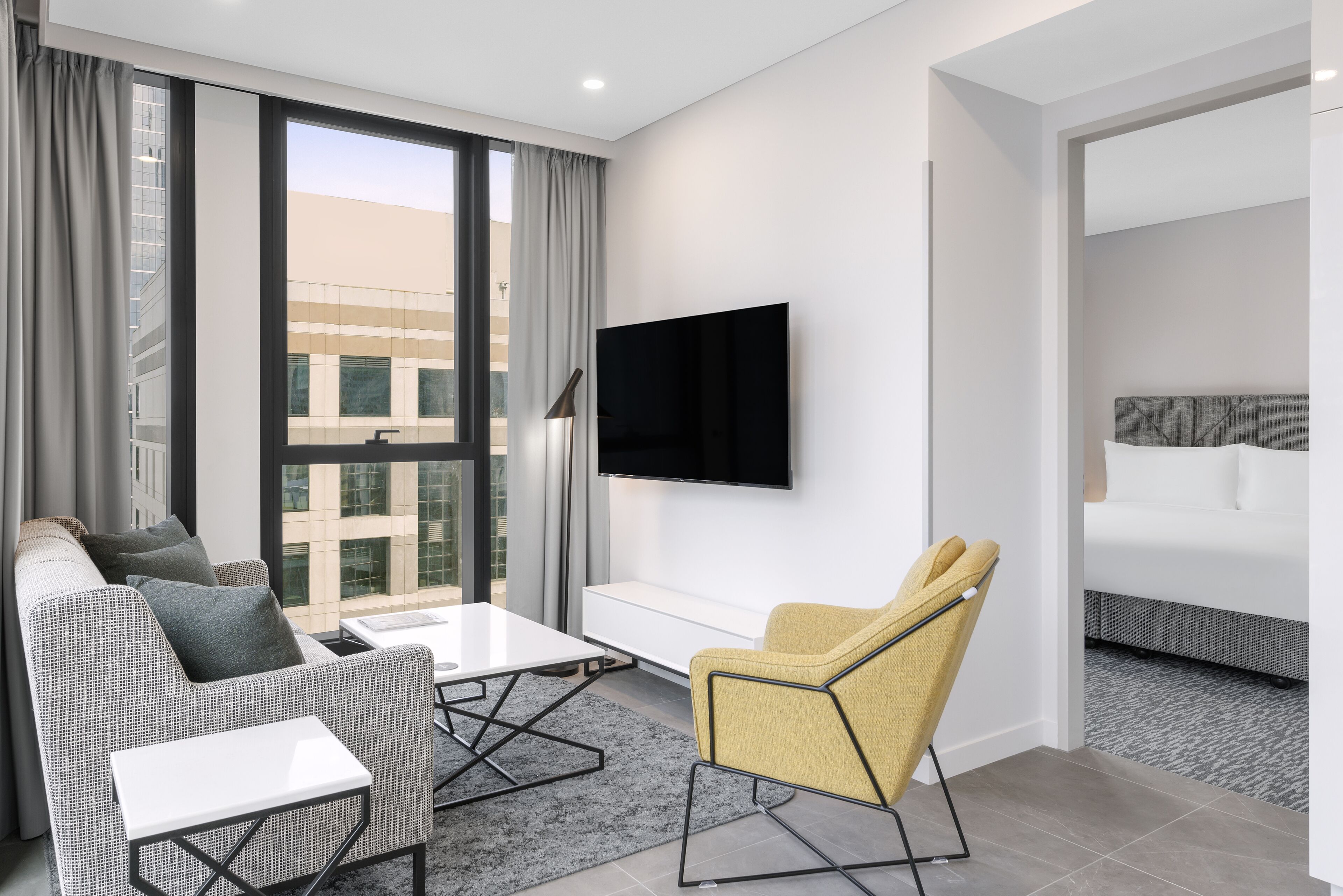 Meriton Suites King Street Melbourne