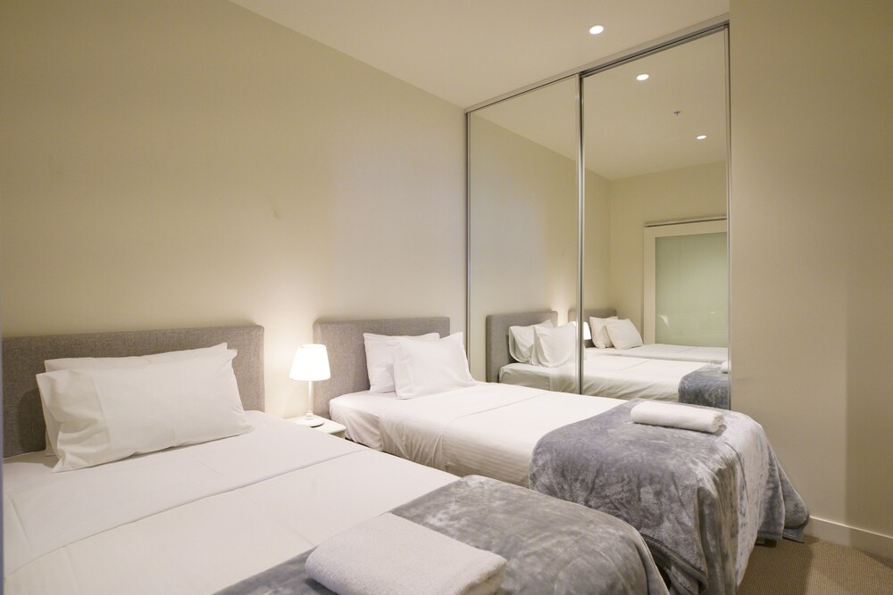 MH Private Apartments @ The William