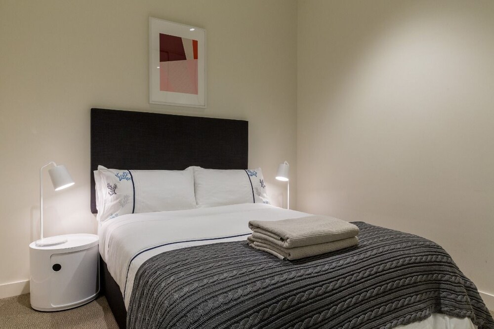 MH Private Apartments @ The William