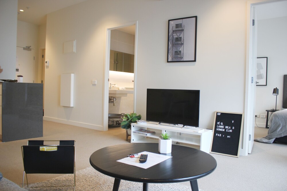 MH Private Apartments @ The William