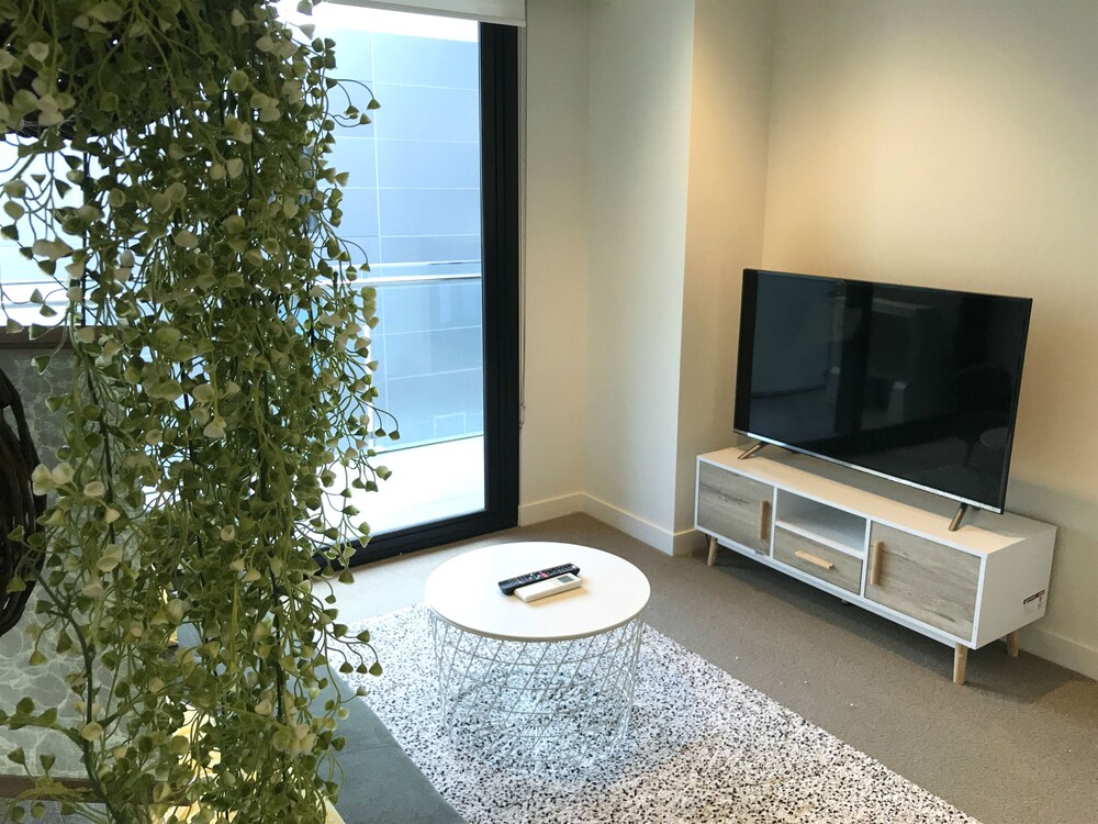 MH Private Apartments @ The William