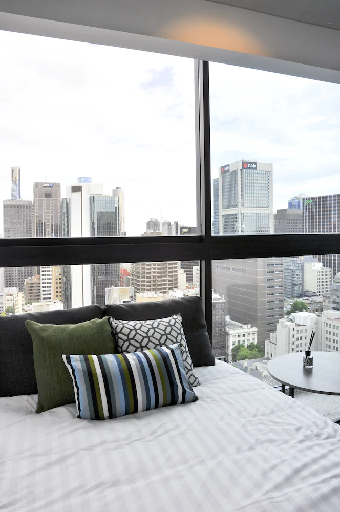 Mono Apartments La Trobe Street
