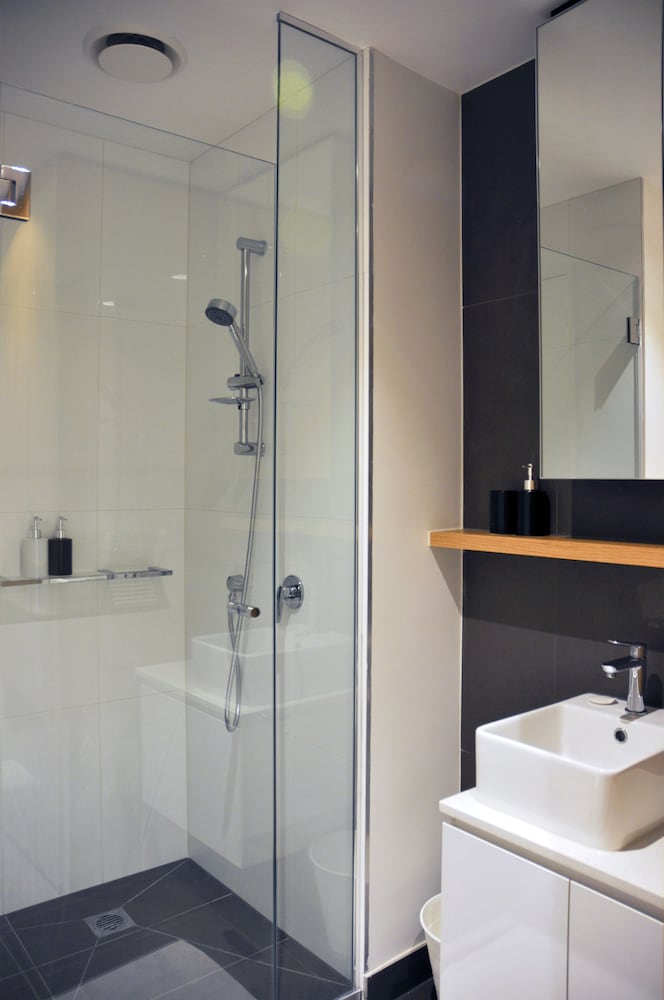 Mono Apartments La Trobe Street